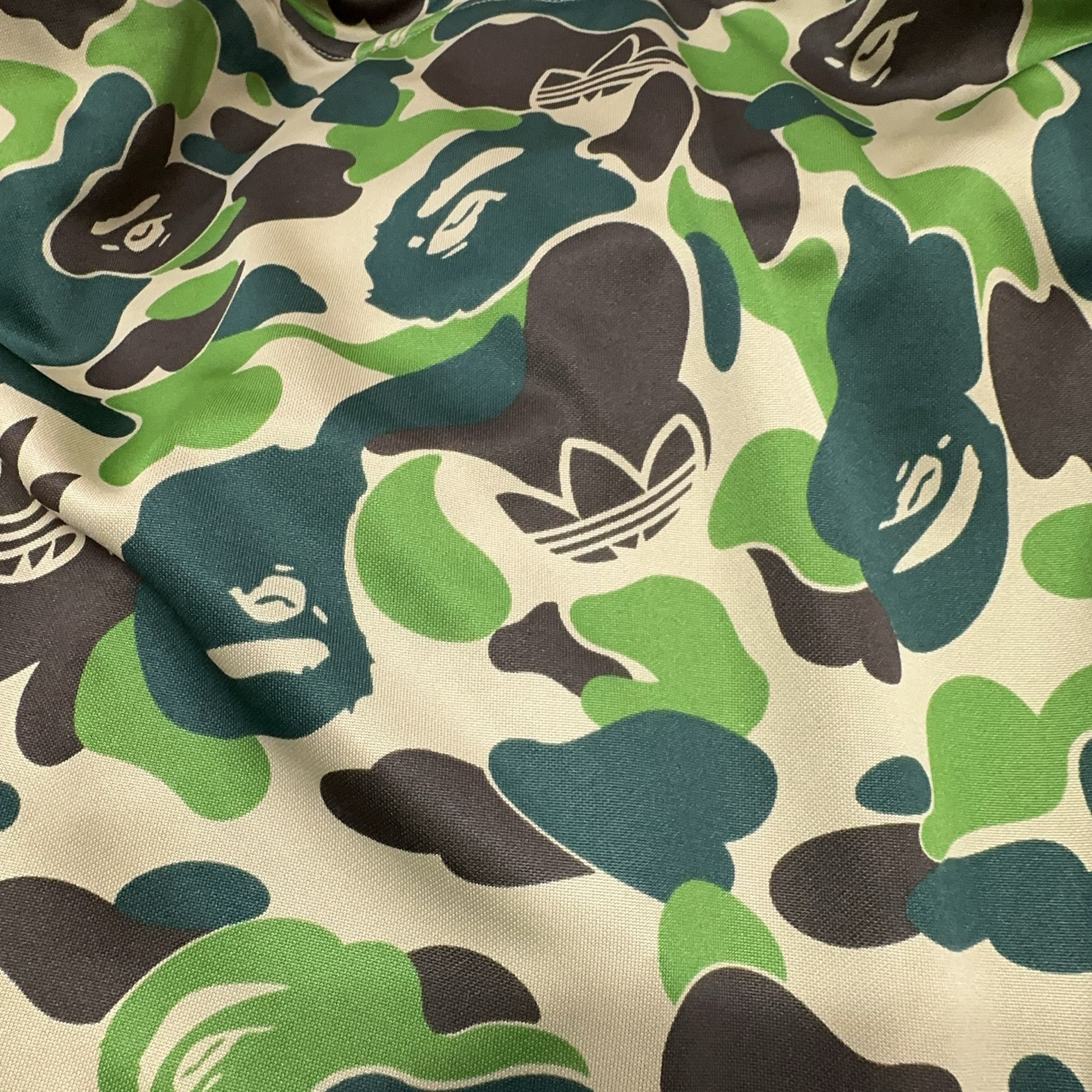 Bape Adidas x Bape Camo Shark Track Hoodie Size S Size US S / EU 44-46 / 1 - 5 Thumbnail