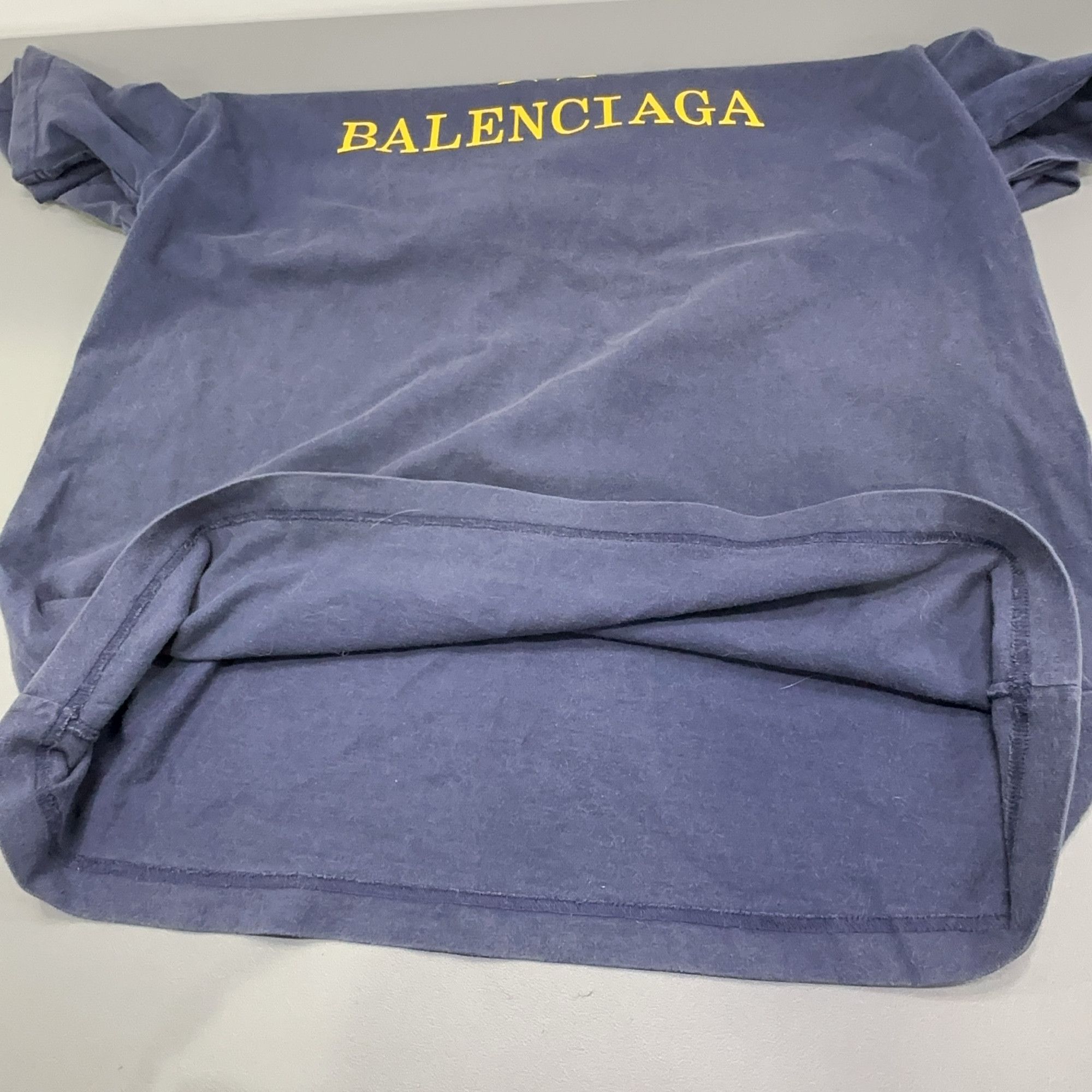 Balenciaga Balenciaga Laurel Logo T-Shirt Size XS Size US XS / EU 42 / 0 - 12 Thumbnail