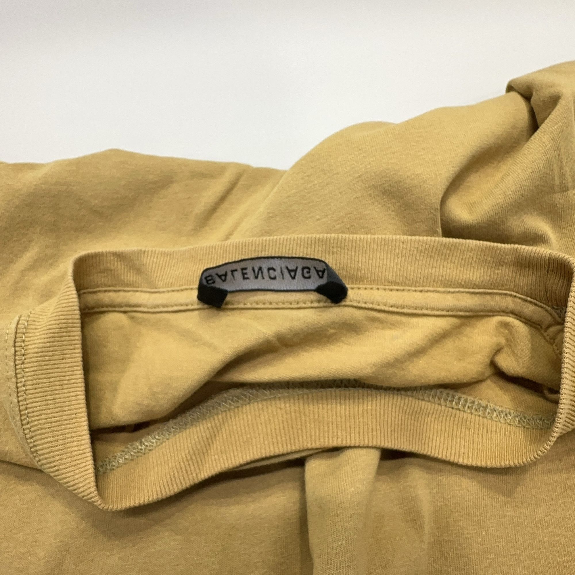 Balenciaga Balenciaga BB Logo T-Shirt Khaki Size S Size US S / EU 44-46 / 1 - 8 Thumbnail