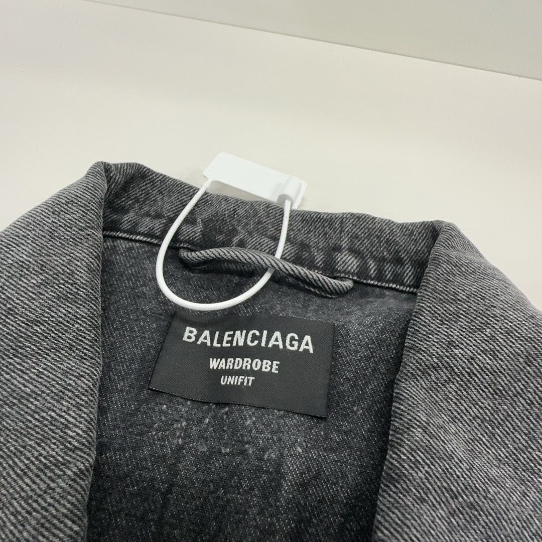 Balenciaga Balenciaga Drip Logo Denim Jacket Size M Size US M / EU 48-50 / 2 - 3 Thumbnail