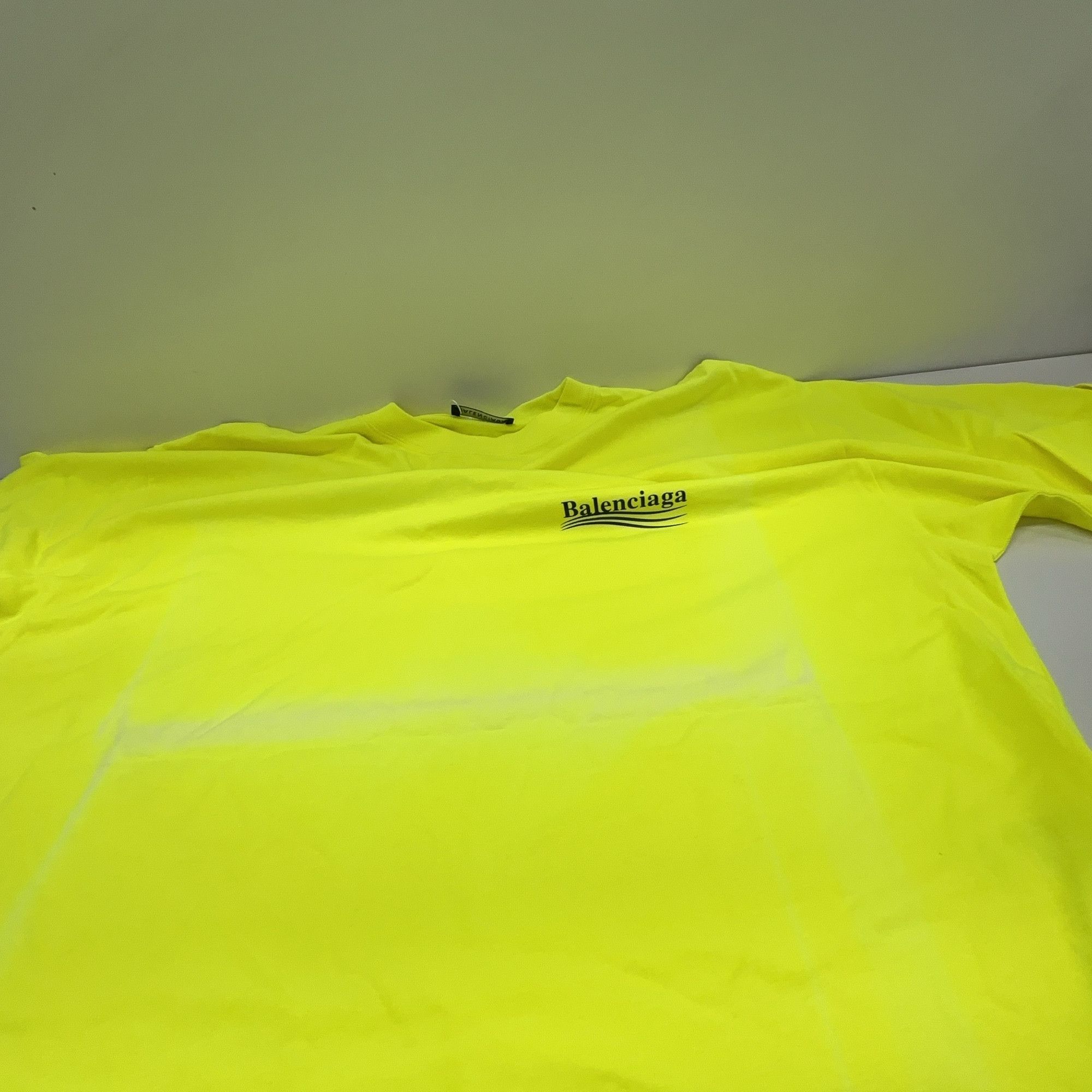 Balenciaga Balenciaga Wave Logo T-Shirt Size L Size US L / EU 52-54 / 3 - 6 Thumbnail