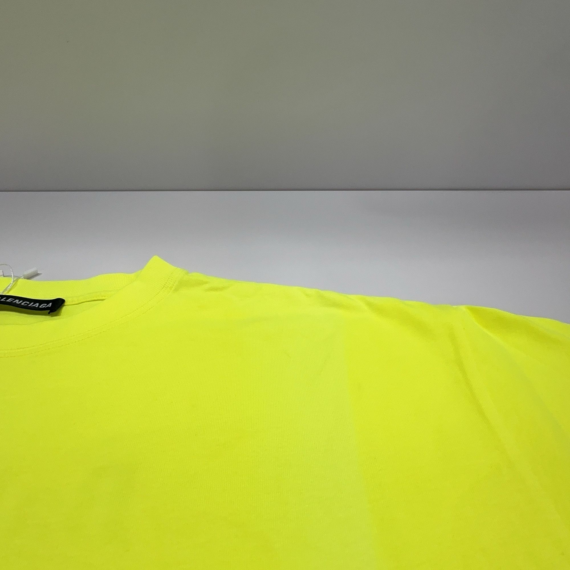 Balenciaga Balenciaga Wave Logo T-Shirt Size L Size US L / EU 52-54 / 3 - 7 Thumbnail
