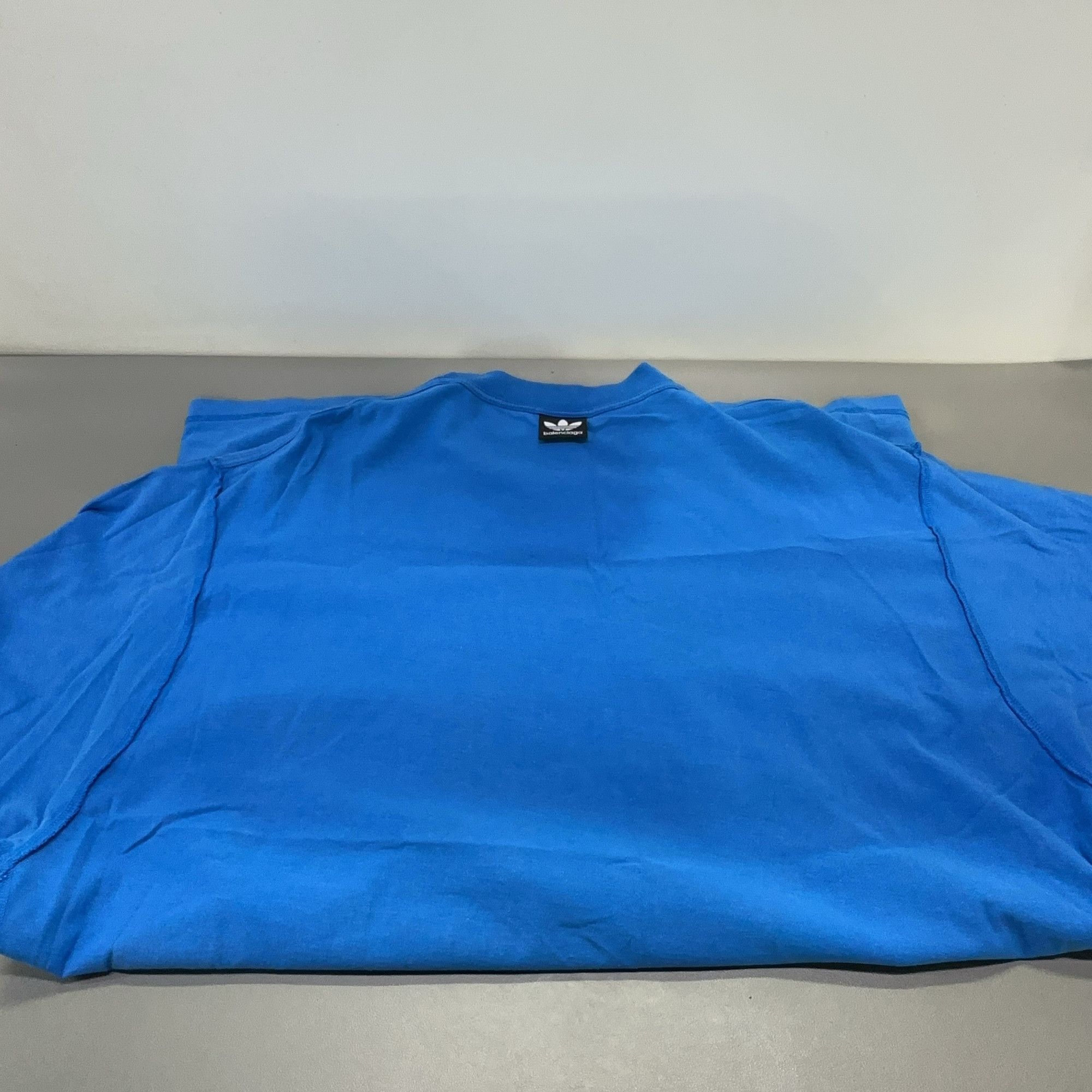 Balenciaga Balenciaga x Adidas Logo T-Shirt US M Size US M / EU 48-50 / 2 - 12 Thumbnail