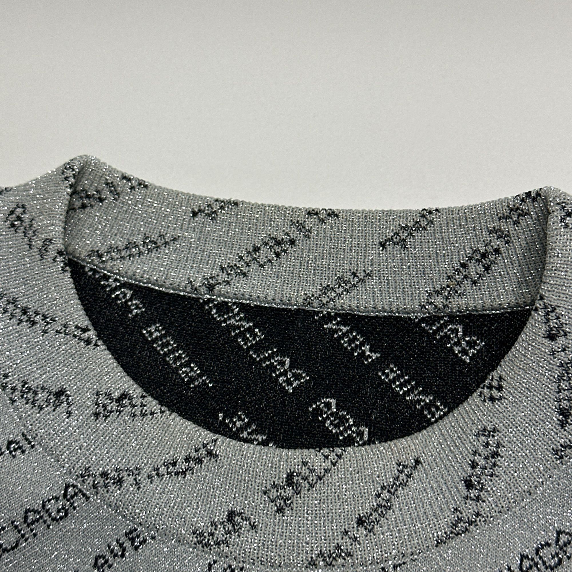 Balenciaga Balenciaga All Over Logo Long Sleeve T-Shirt Size L Size US S / EU 44-46 / 1 - 4 Thumbnail