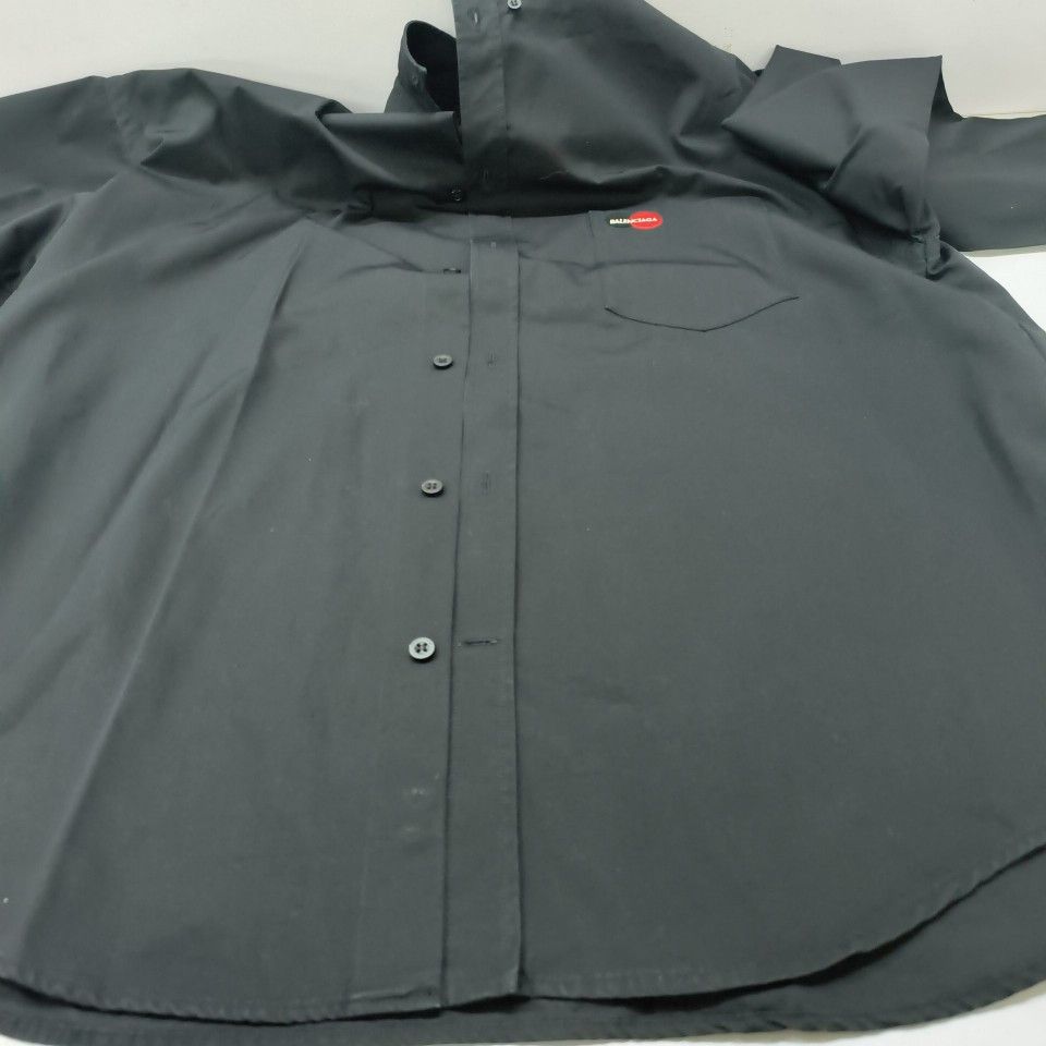 Balenciaga Balenciaga Logo Embroidered Button Up Shirt Size 37 Size US S / EU 44-46 / 1 - 11 Thumbnail