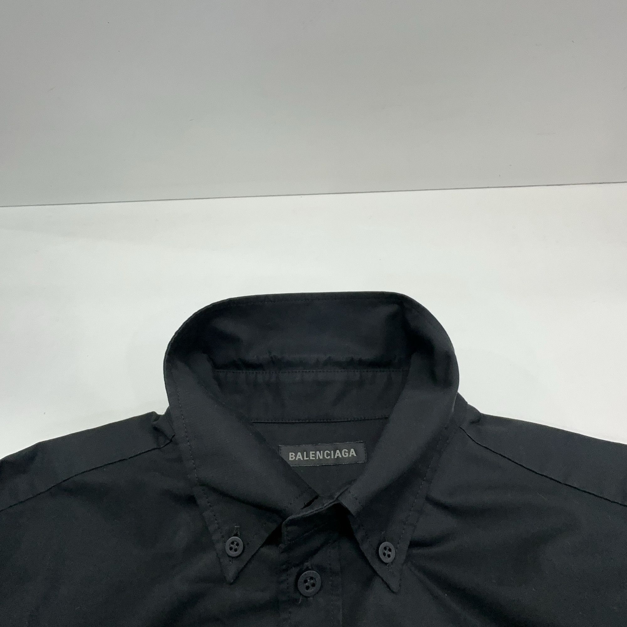 Balenciaga Balenciaga Logo Button Up Shirt Size S Size US S / EU 44-46 / 1 - 6 Thumbnail