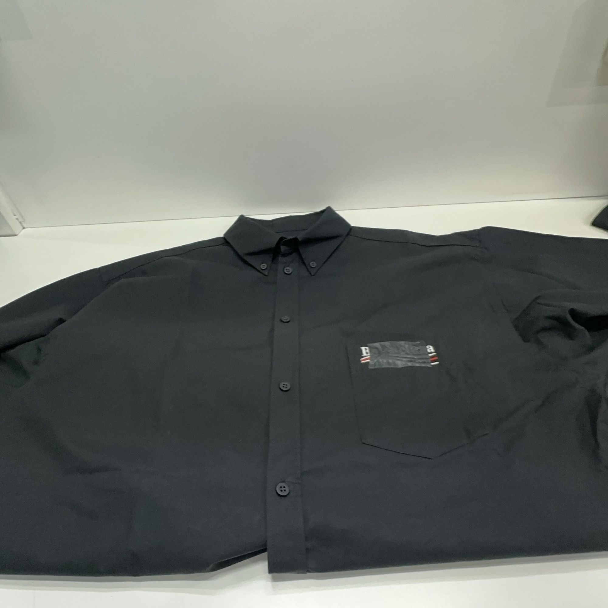 Balenciaga Balenciaga Logo Button Up Shirt Size S Size US S / EU 44-46 / 1 - 7 Thumbnail
