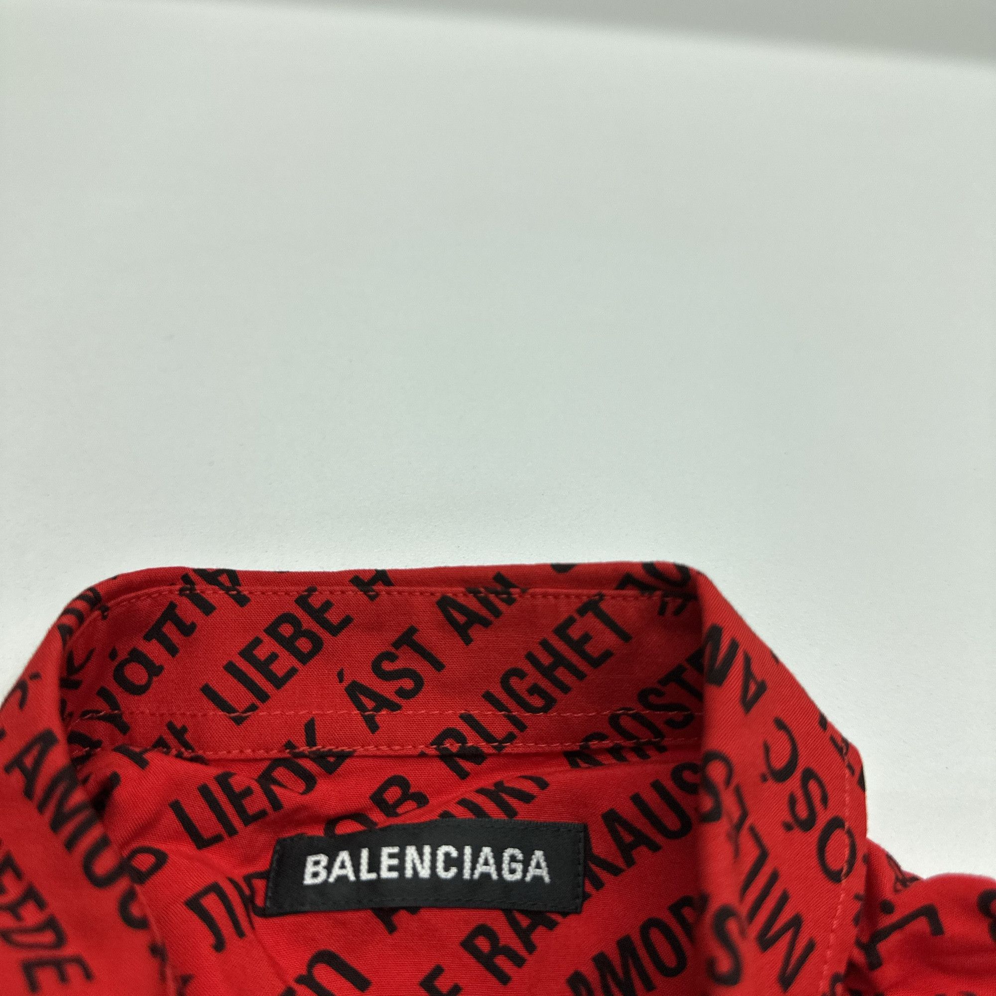 Balenciaga Balenciaga Love Print Button-Up Shirt Size S Size US S / EU 44-46 / 1 - 3 Thumbnail