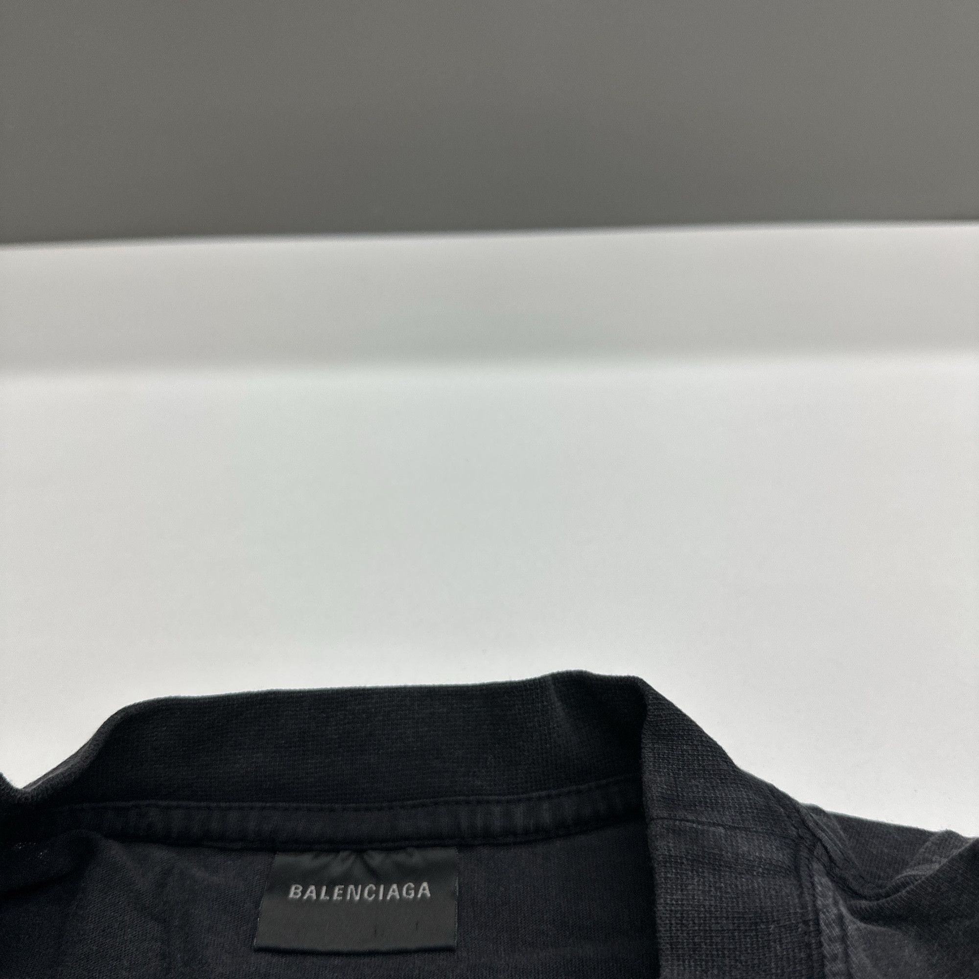 Balenciaga Balenciaga Logo T-Shirt Size S Size US S / EU 44-46 / 1 - 3 Thumbnail