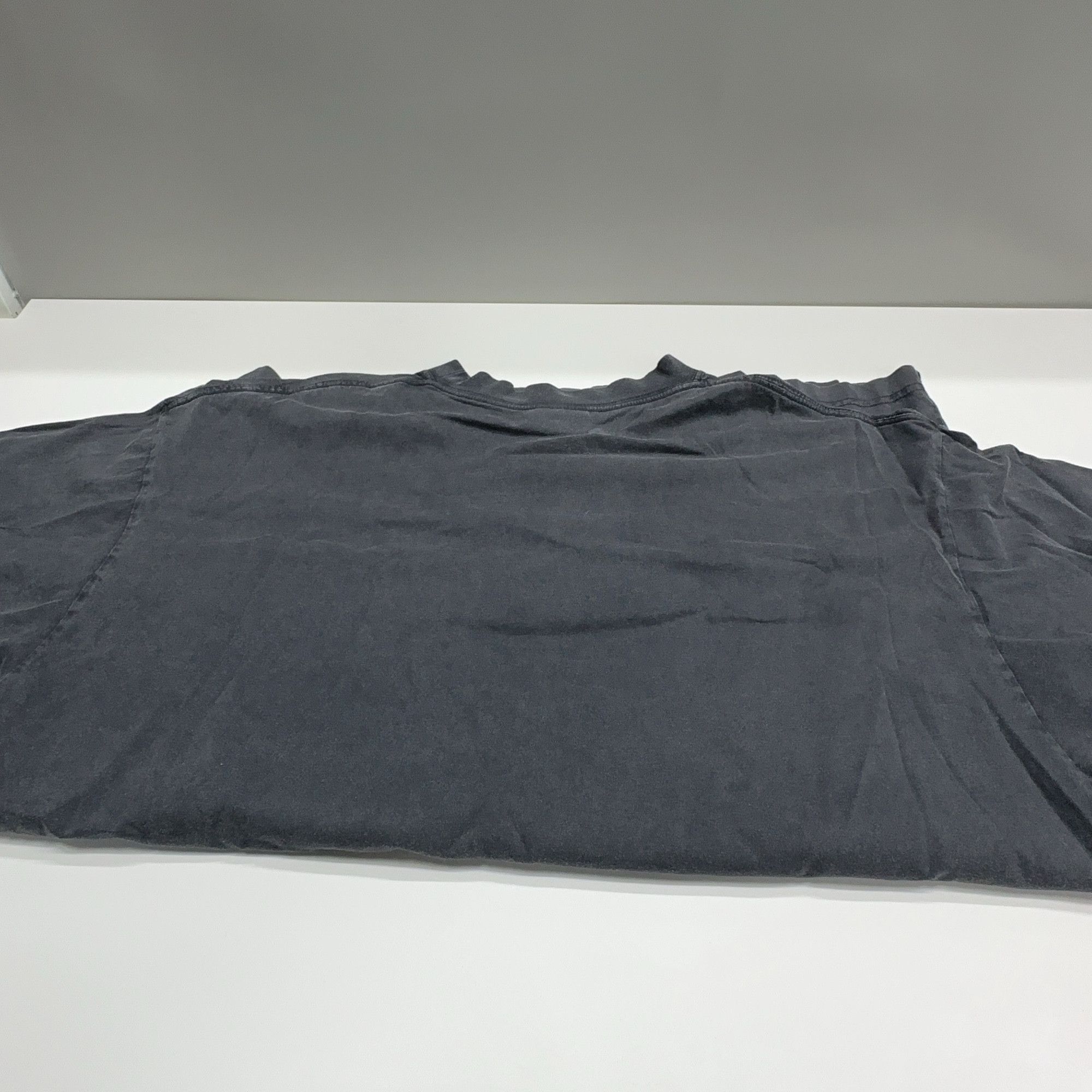 Balenciaga Balenciaga Logo T-Shirt Size S Size US S / EU 44-46 / 1 - 13 Thumbnail