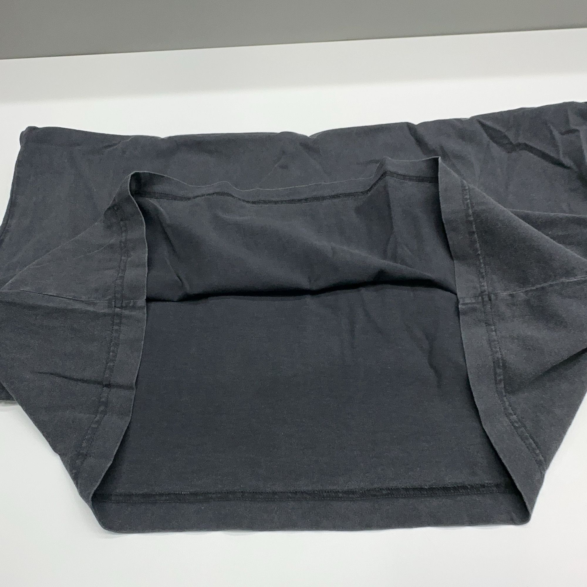 Balenciaga Balenciaga Logo T-Shirt Size S Size US S / EU 44-46 / 1 - 11 Thumbnail