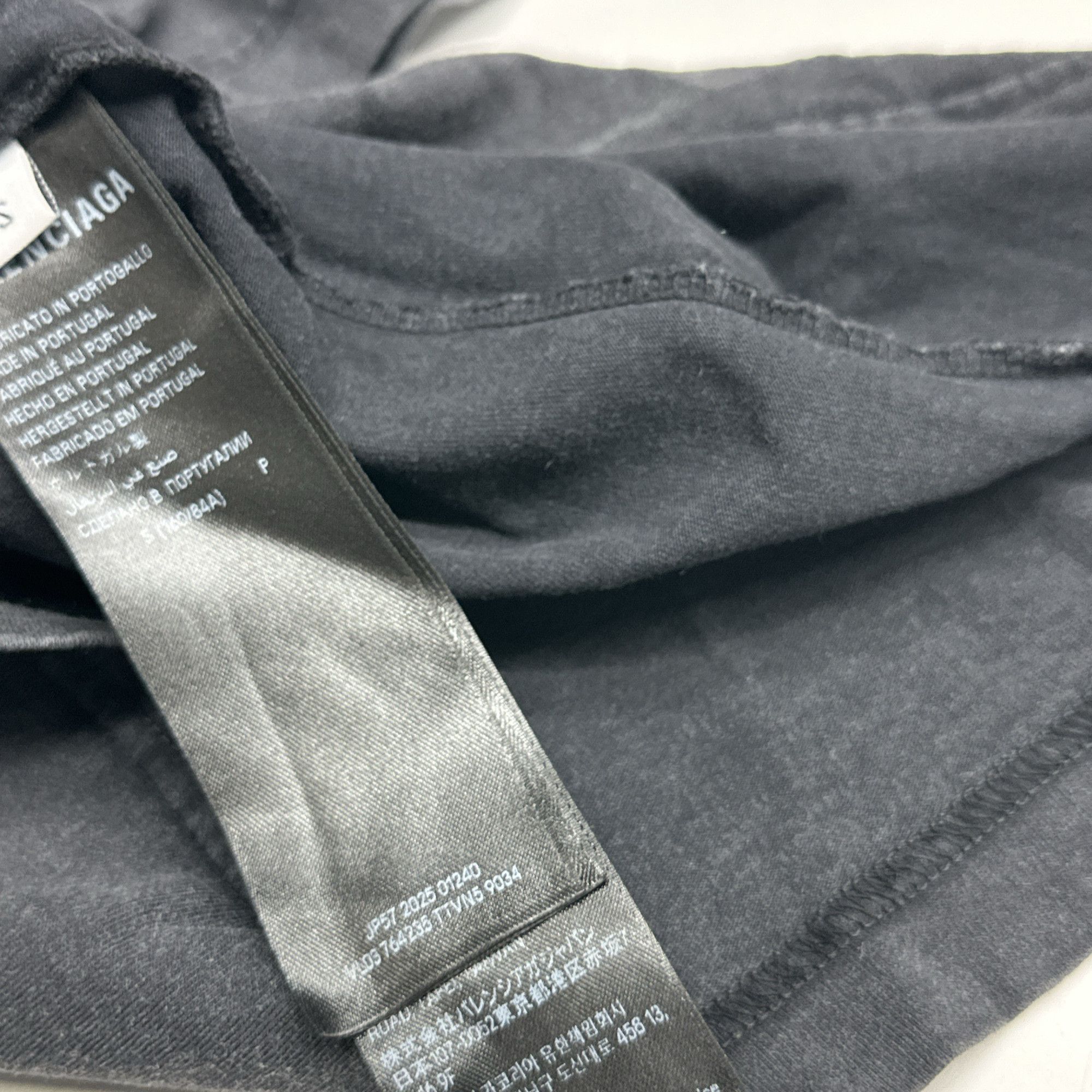Balenciaga Balenciaga Logo T-Shirt Size S Size US S / EU 44-46 / 1 - 5 Thumbnail