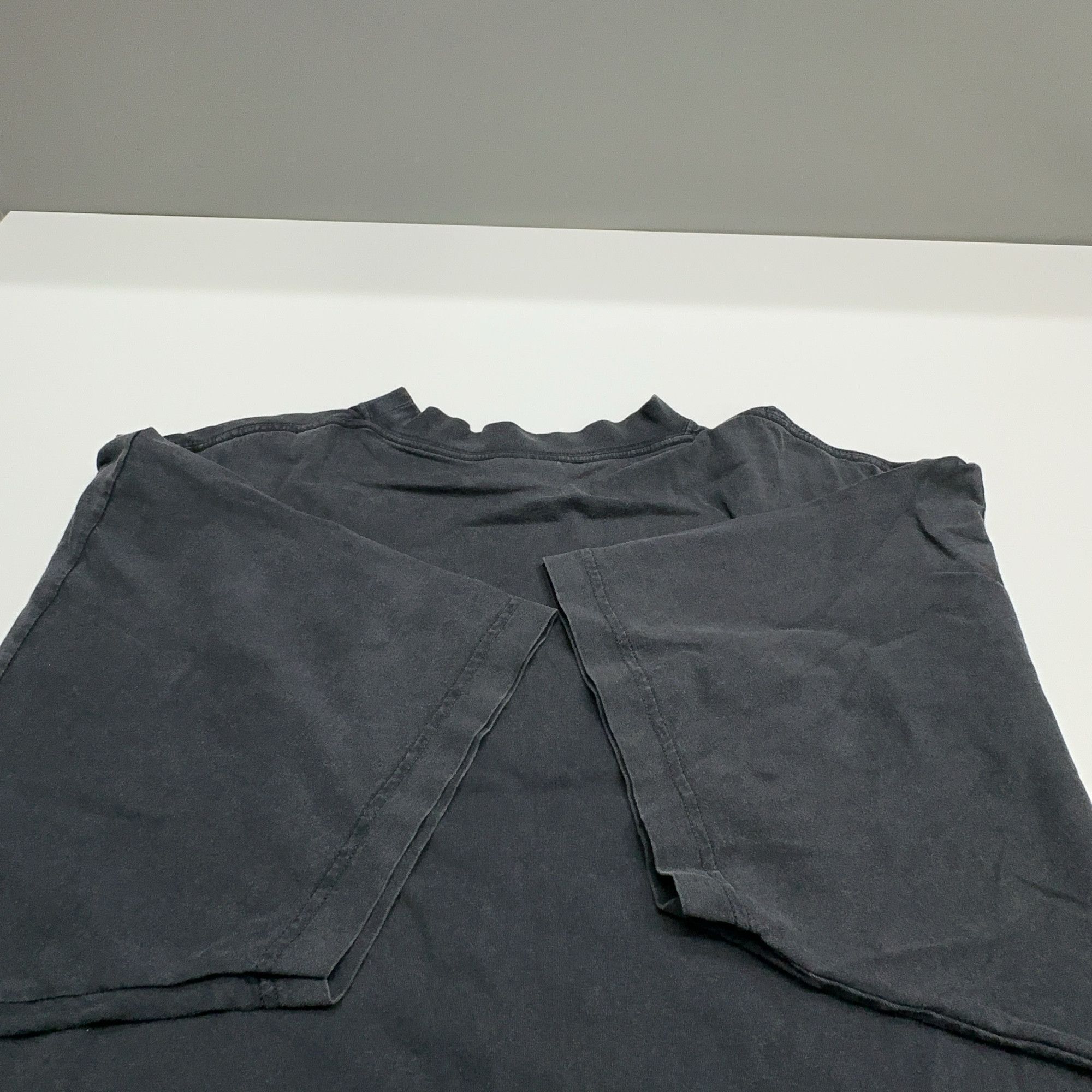 Balenciaga Balenciaga Logo T-Shirt Size S Size US S / EU 44-46 / 1 - 12 Thumbnail