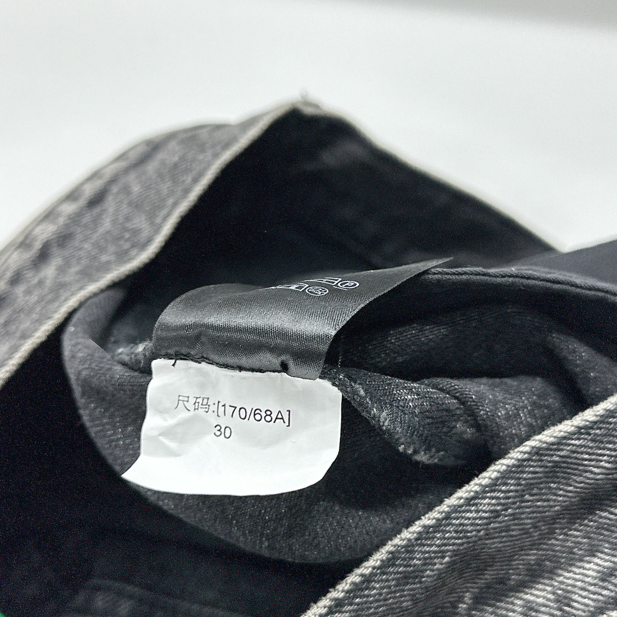 Balenciaga Balenciaga Washed Denim Jeans Size 30 Size US 30 / EU 46 - 5 Thumbnail