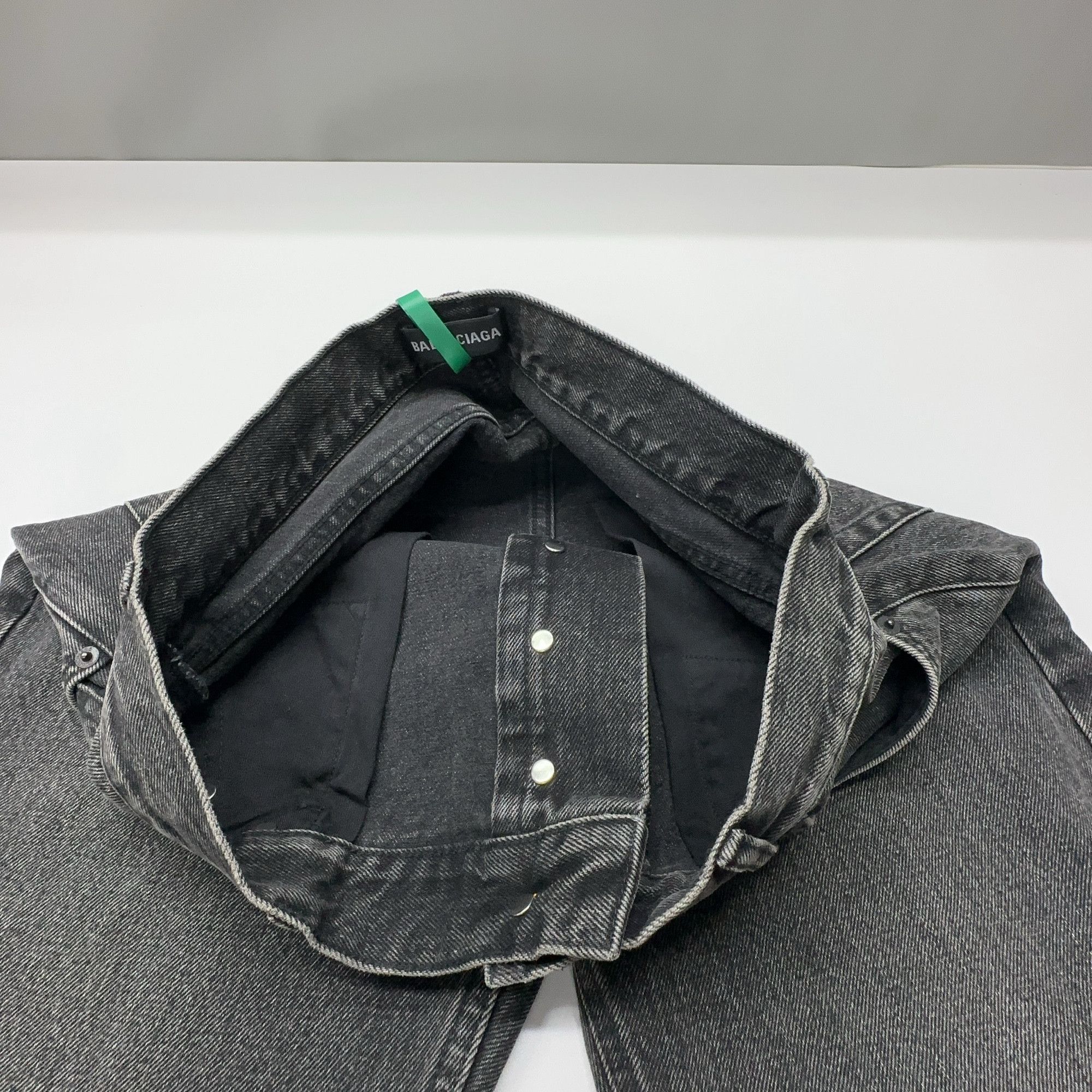 Balenciaga Balenciaga Washed Denim Jeans Size 30 Size US 30 / EU 46 - 6 Thumbnail