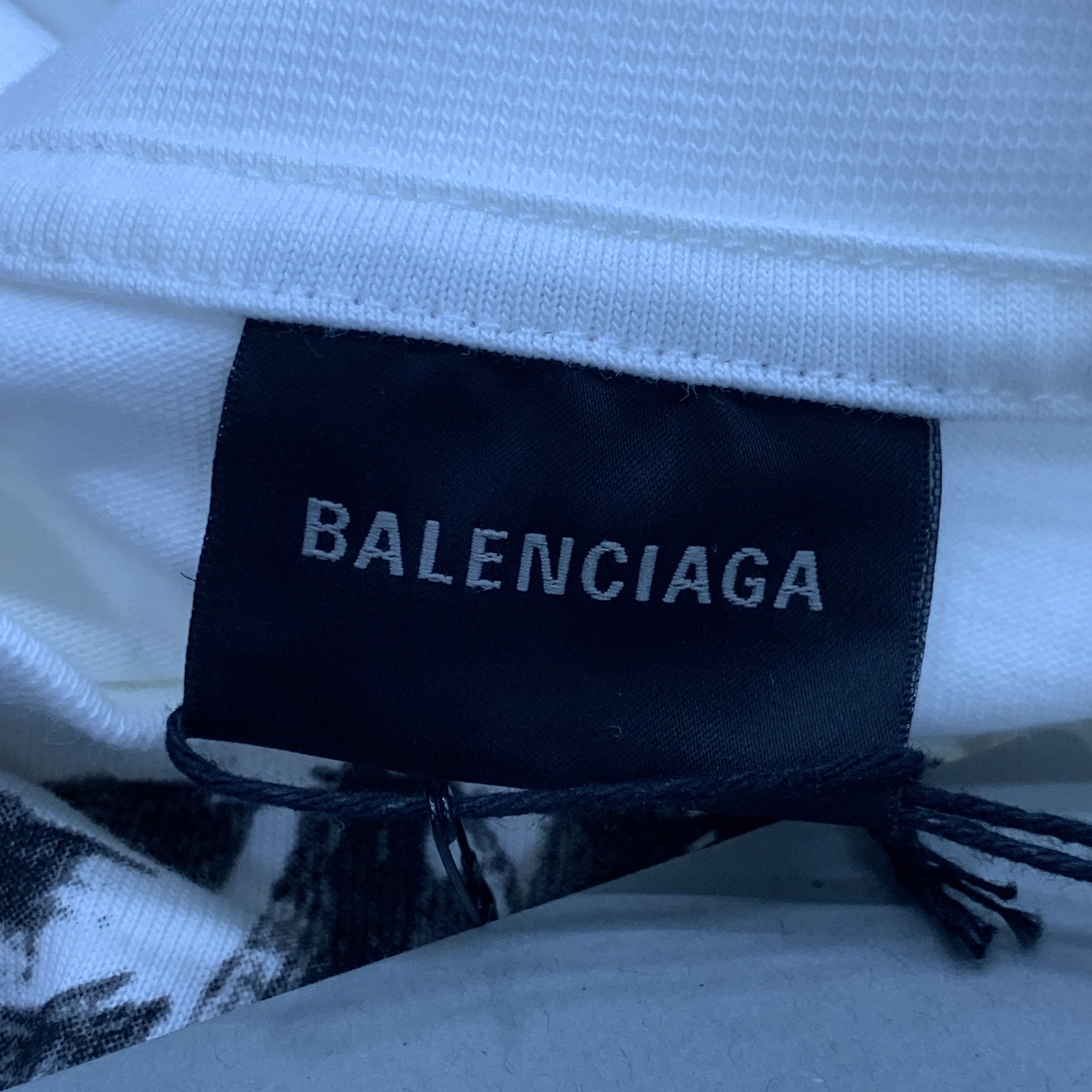 Balenciaga Balenciaga Logo Print T-Shirt White Size L Size US L / EU 52-54 / 3 - 3 Thumbnail