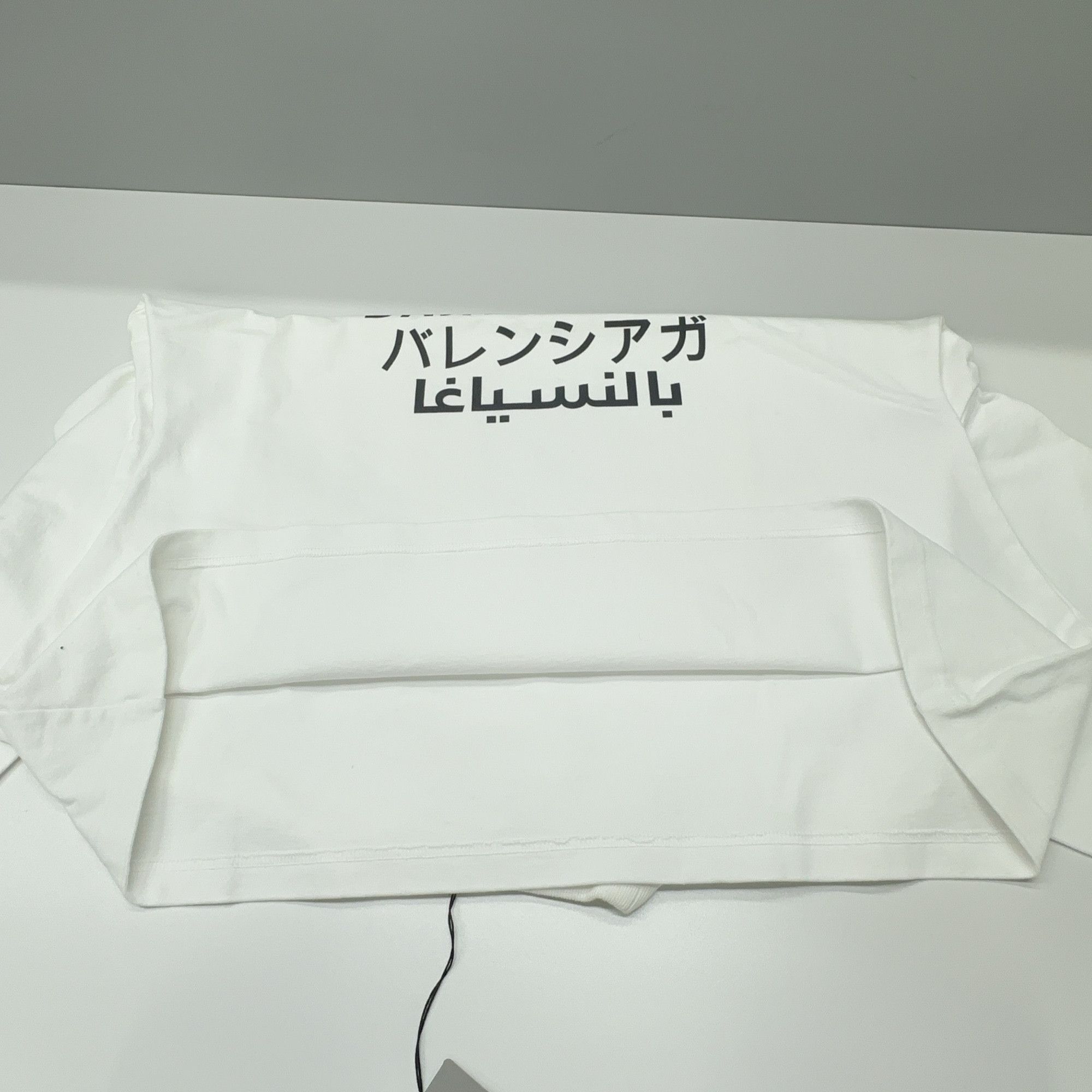 Balenciaga Balenciaga Multilingual Logo T-Shirt Size S Size US S / EU 44-46 / 1 - 9 Thumbnail
