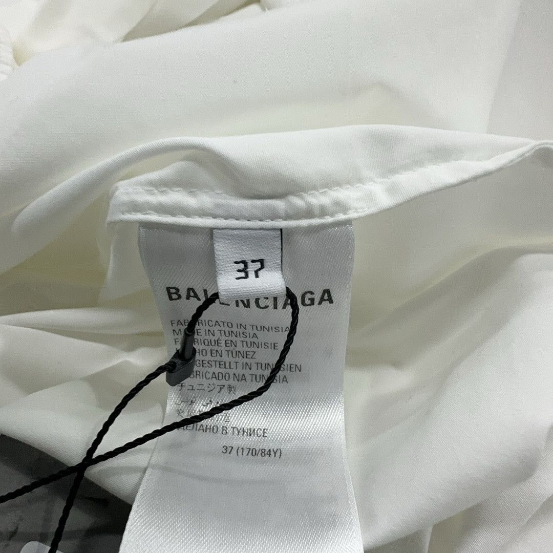 Balenciaga Balenciaga Logo Pocket Button Up Shirt Size 37 Size US S / EU 44-46 / 1 - 4 Thumbnail