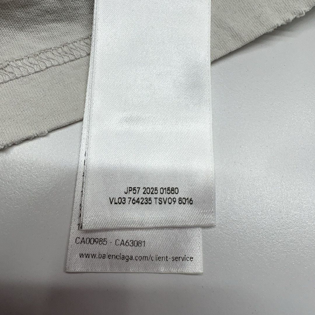 Balenciaga Balenciaga Embroidered Distressed T-Shirt Size XS Size US XS / EU 42 / 0 - 5 Thumbnail