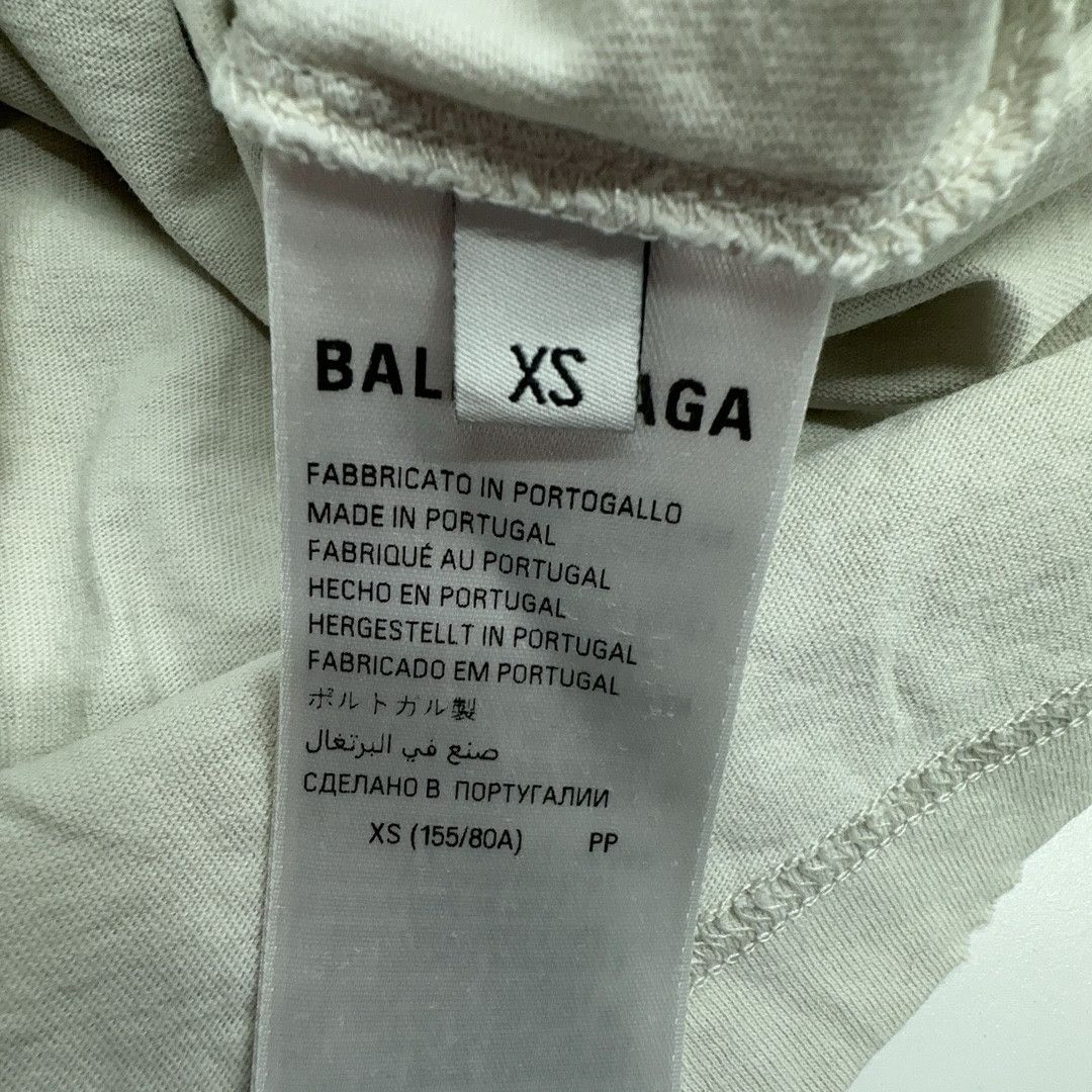 Balenciaga Balenciaga Embroidered Distressed T-Shirt Size XS Size US XS / EU 42 / 0 - 4 Thumbnail