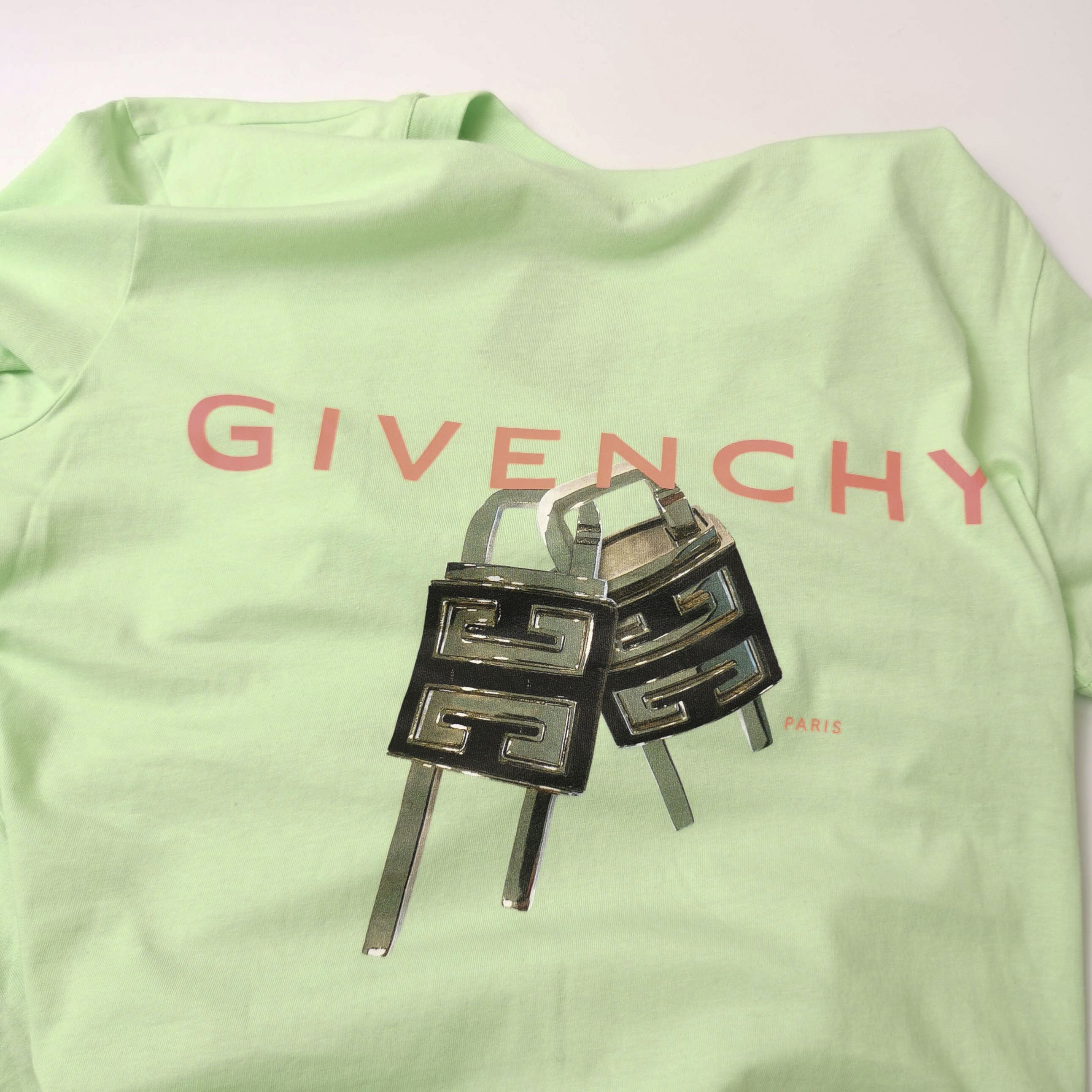 Givenchy Givenchy Men xxs Short Sleeve Shirts Size US XXS / EU 40 - 3 Thumbnail
