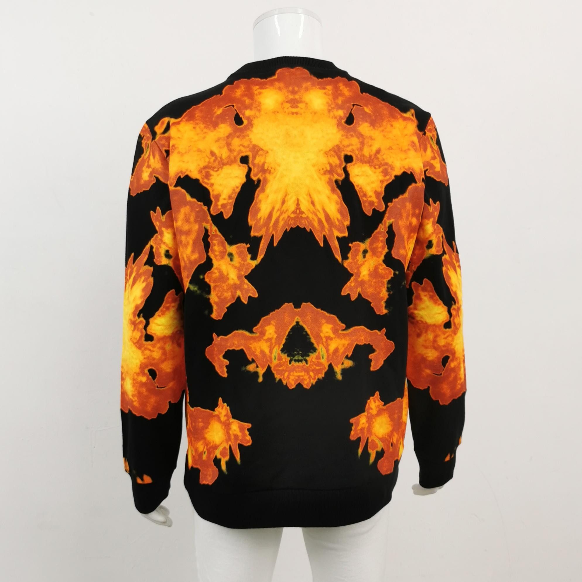 Givenchy Givenchy Men xl Sweatshirts Hoodies Size US XL / EU 56 / 4 - 2 Thumbnail