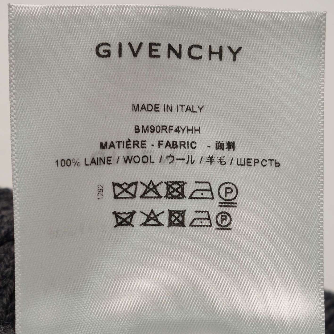 Givenchy Givenchy Men s Sleeveless Size US S / EU 44-46 / 1 - 8 Thumbnail