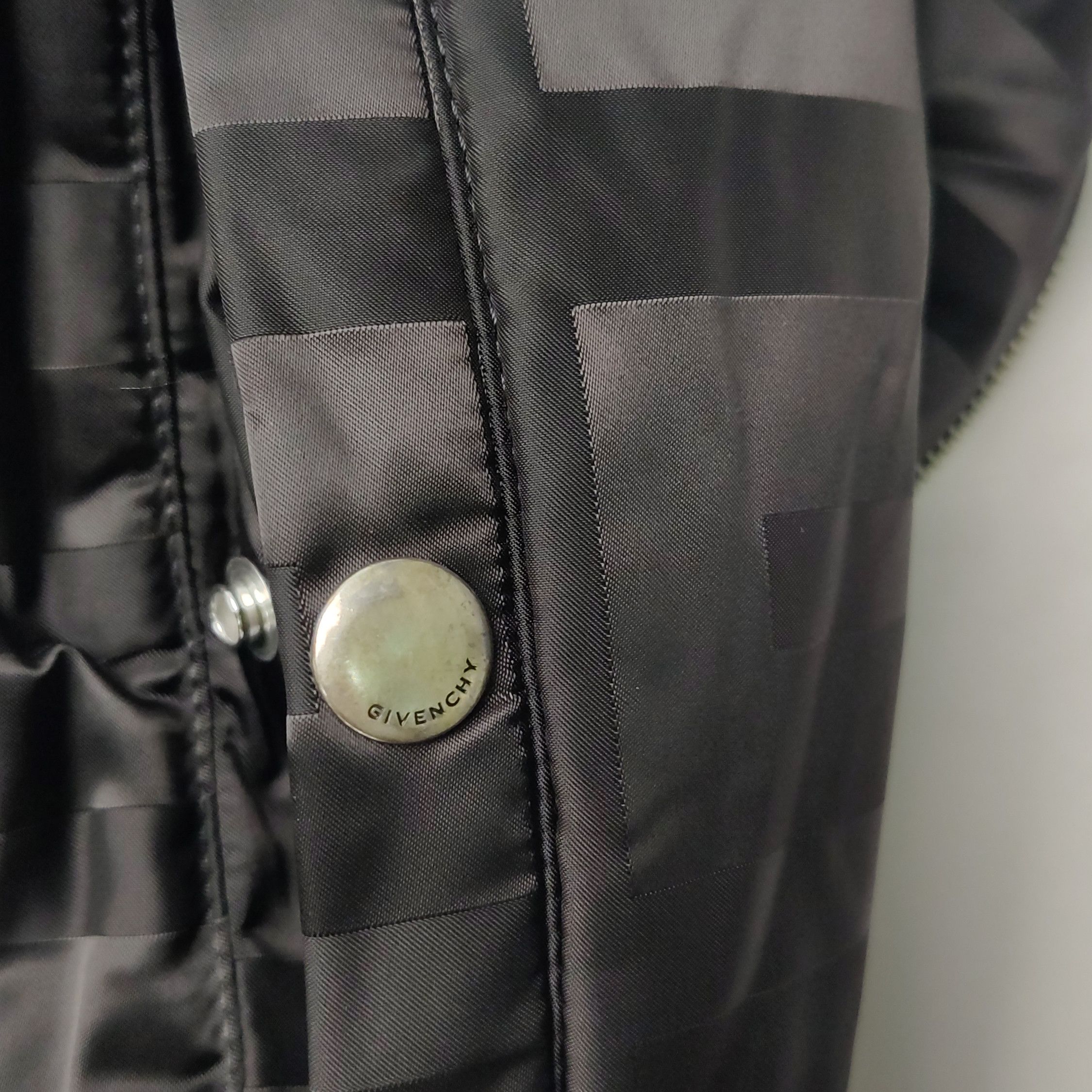 Givenchy Givenchy Men m Heavy Coats Size US M / EU 48-50 / 2 - 15 Thumbnail