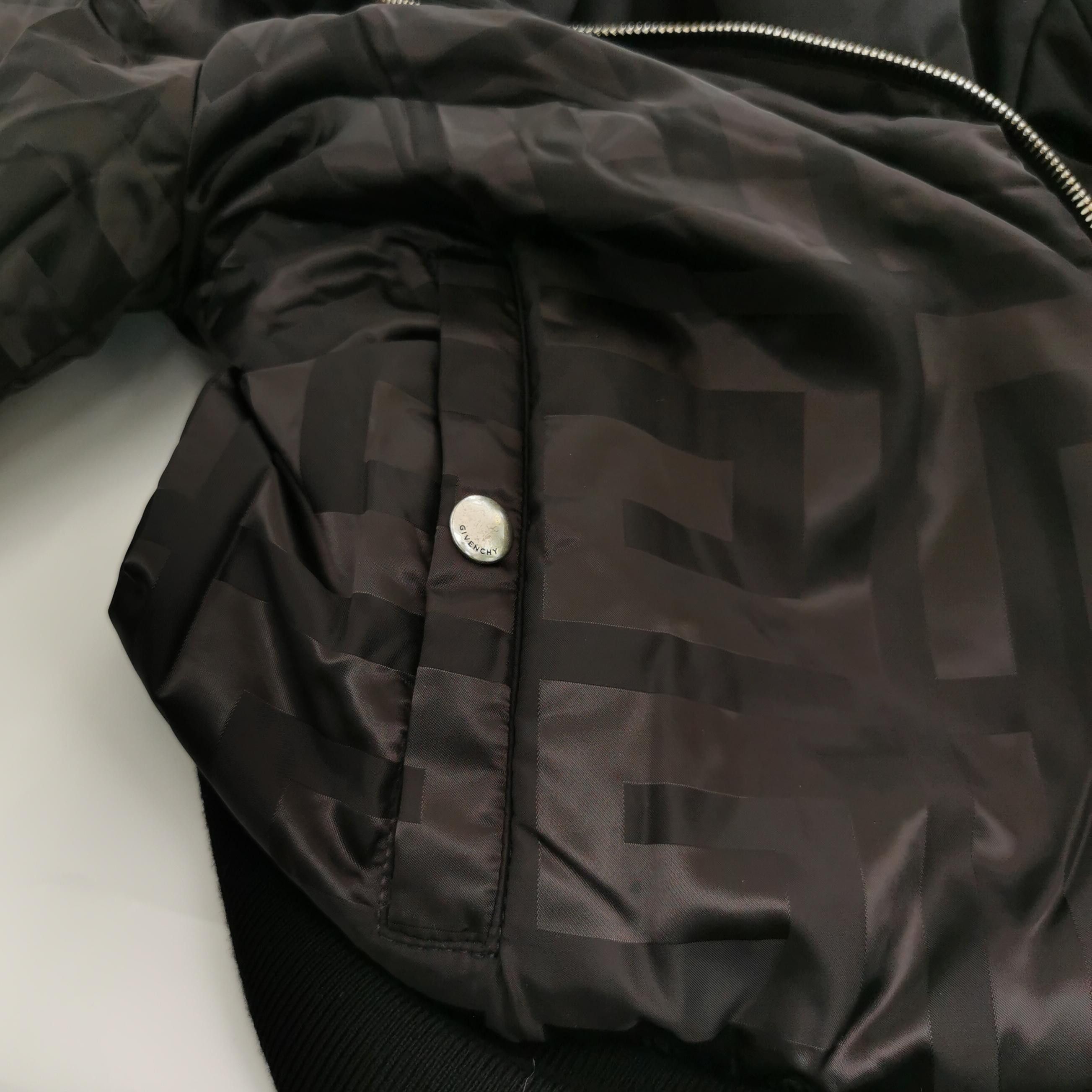 Givenchy Givenchy Men m Heavy Coats Size US M / EU 48-50 / 2 - 6 Thumbnail