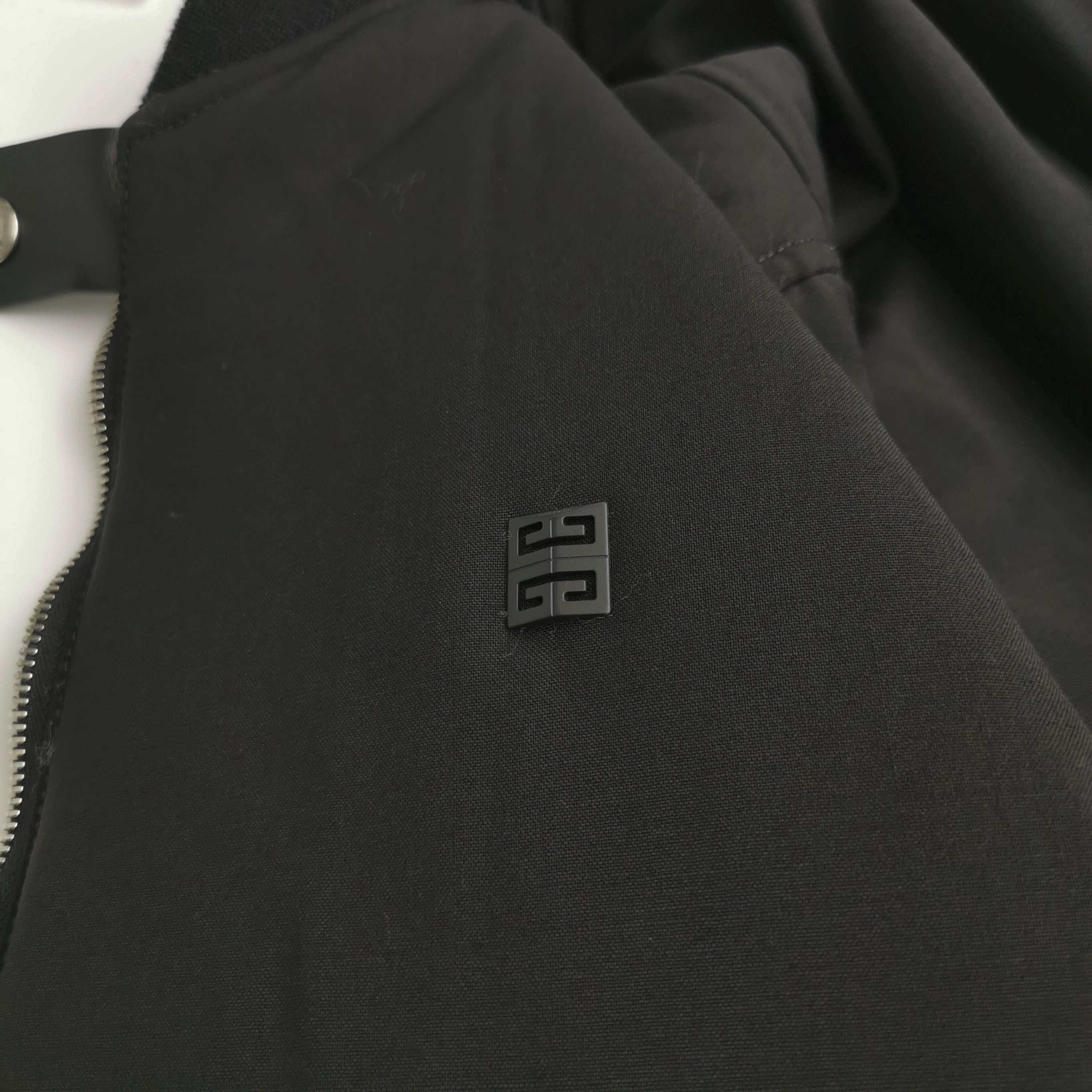 Givenchy Givenchy Men l Heavy Coats Size US L / EU 52-54 / 3 - 5 Thumbnail