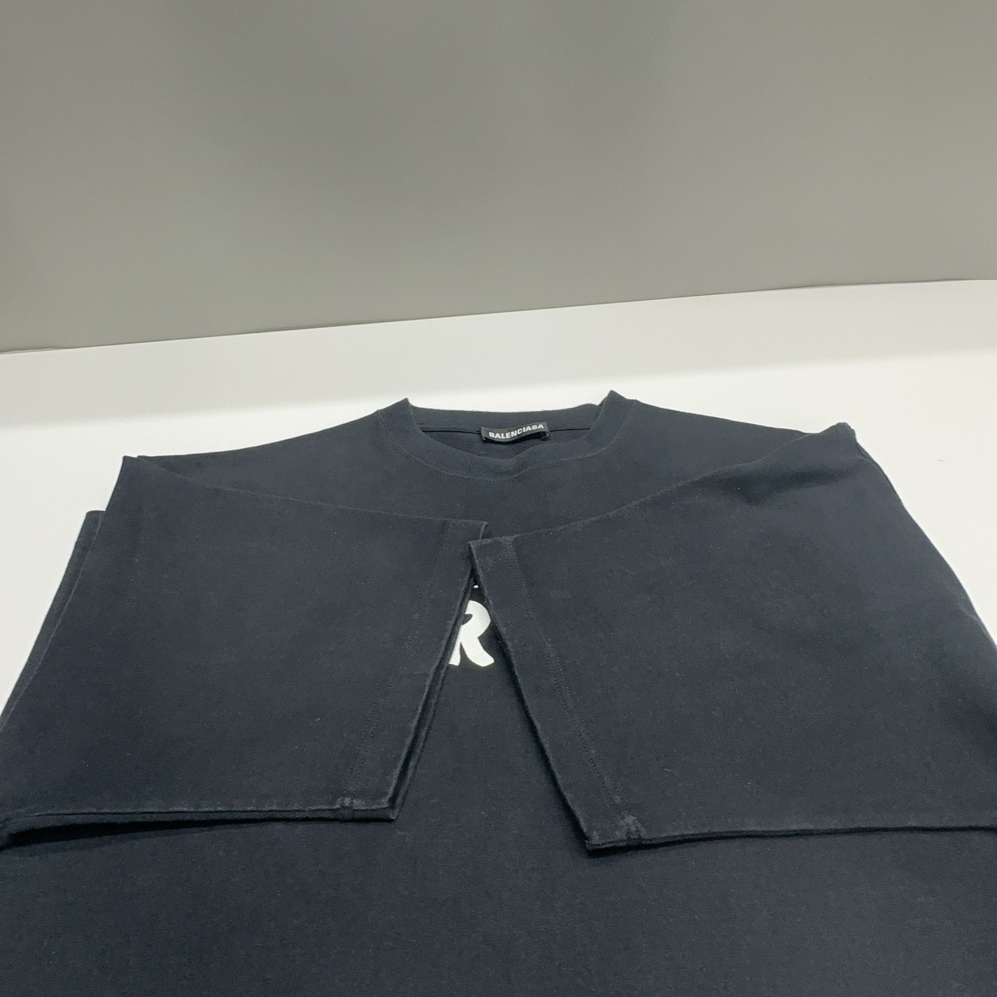 Balenciaga Balenciaga Crew Logo T-Shirt Size XS Size US XS / EU 42 / 0 - 8 Thumbnail