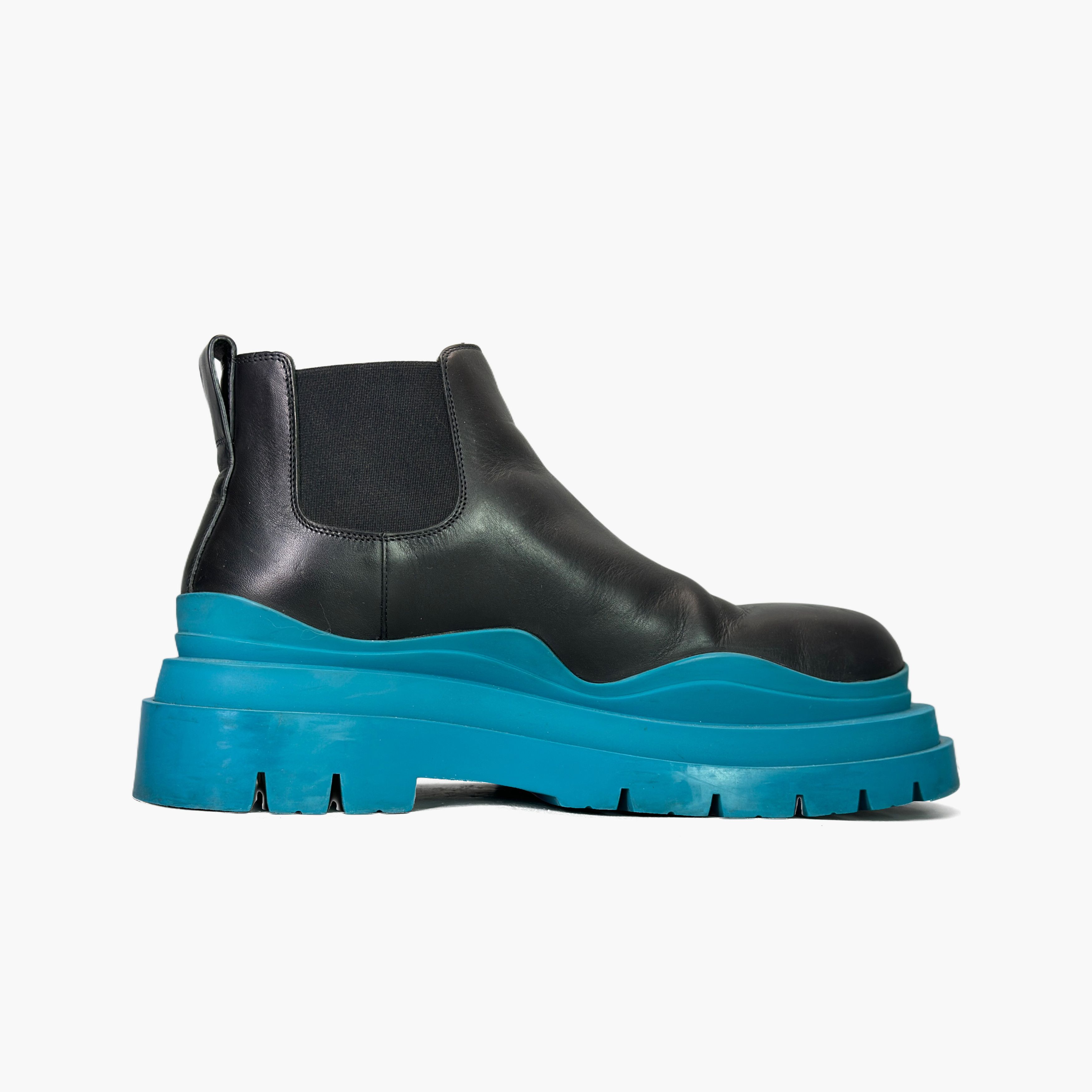 Bottega Veneta Bottega Veneta Blue Sole Chelsea Boots Size 9.5 Size US 9.5 / EU 42-43 - 2 Thumbnail