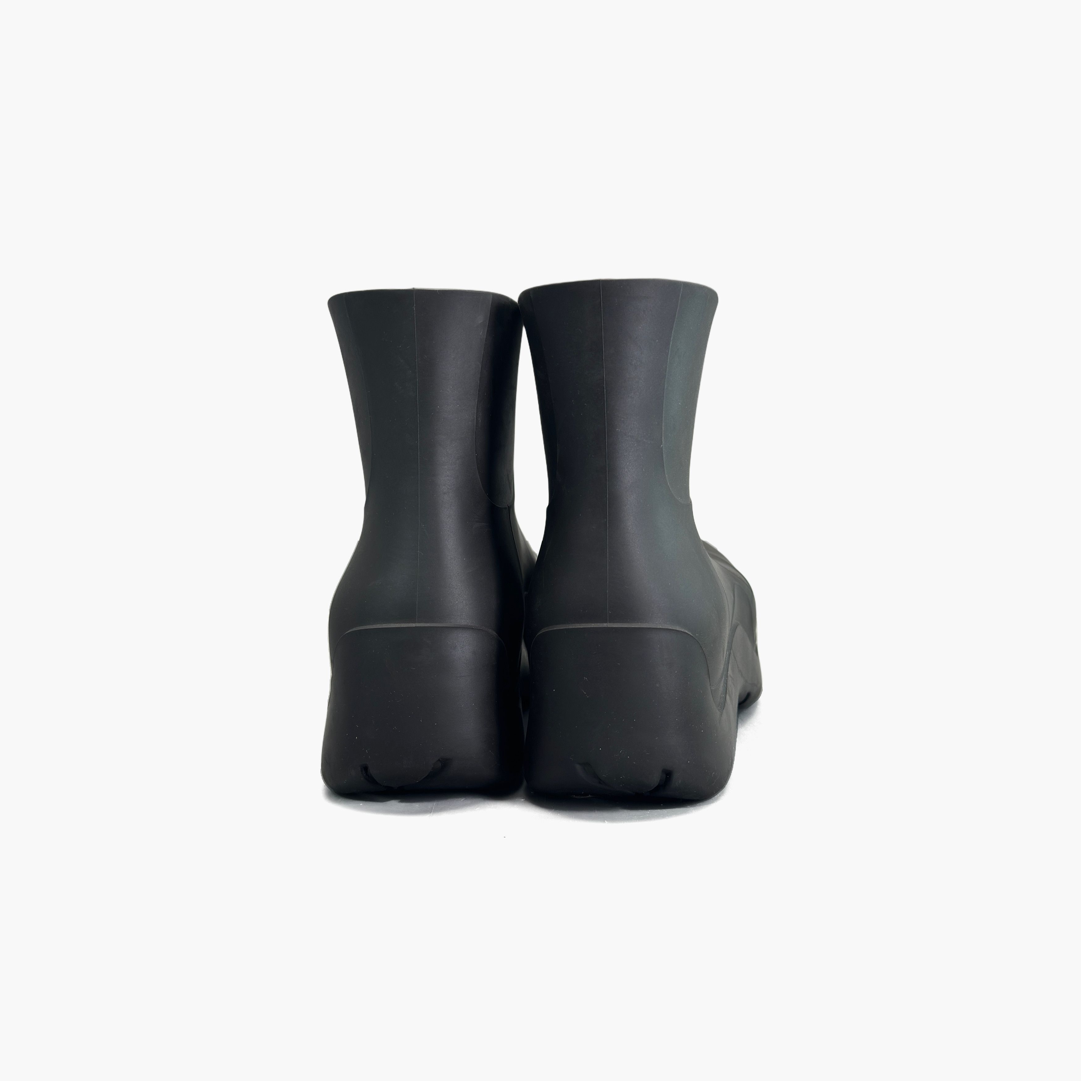 Bottega Veneta Bottega Veneta Puddle Rubber Boots Size 38 Size US 8 / IT 38 - 6 Thumbnail