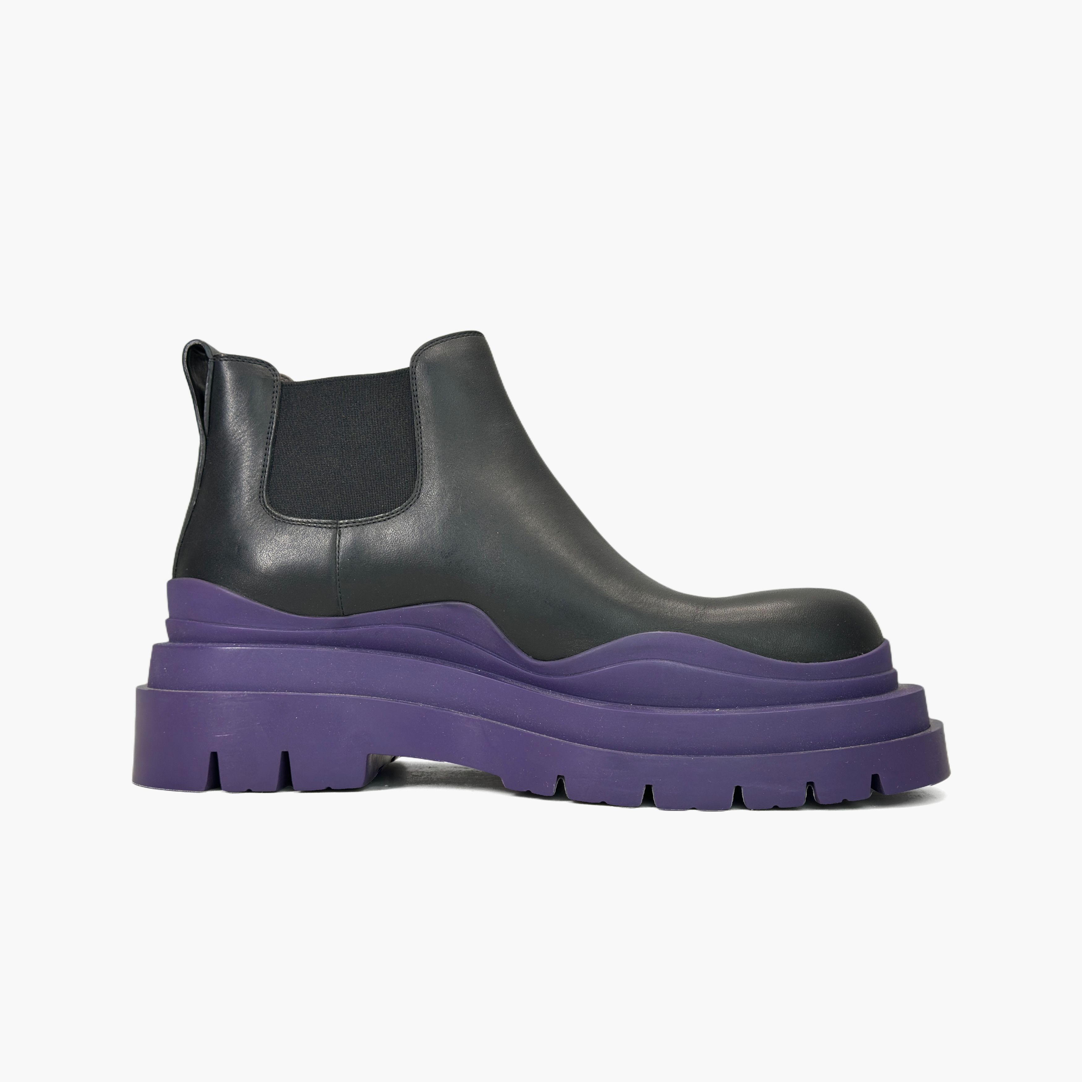 Bottega Veneta Bottega Veneta Tire Chelsea Boots Size 8.5 Size US 8.5 / EU 41-42 - 2 Thumbnail