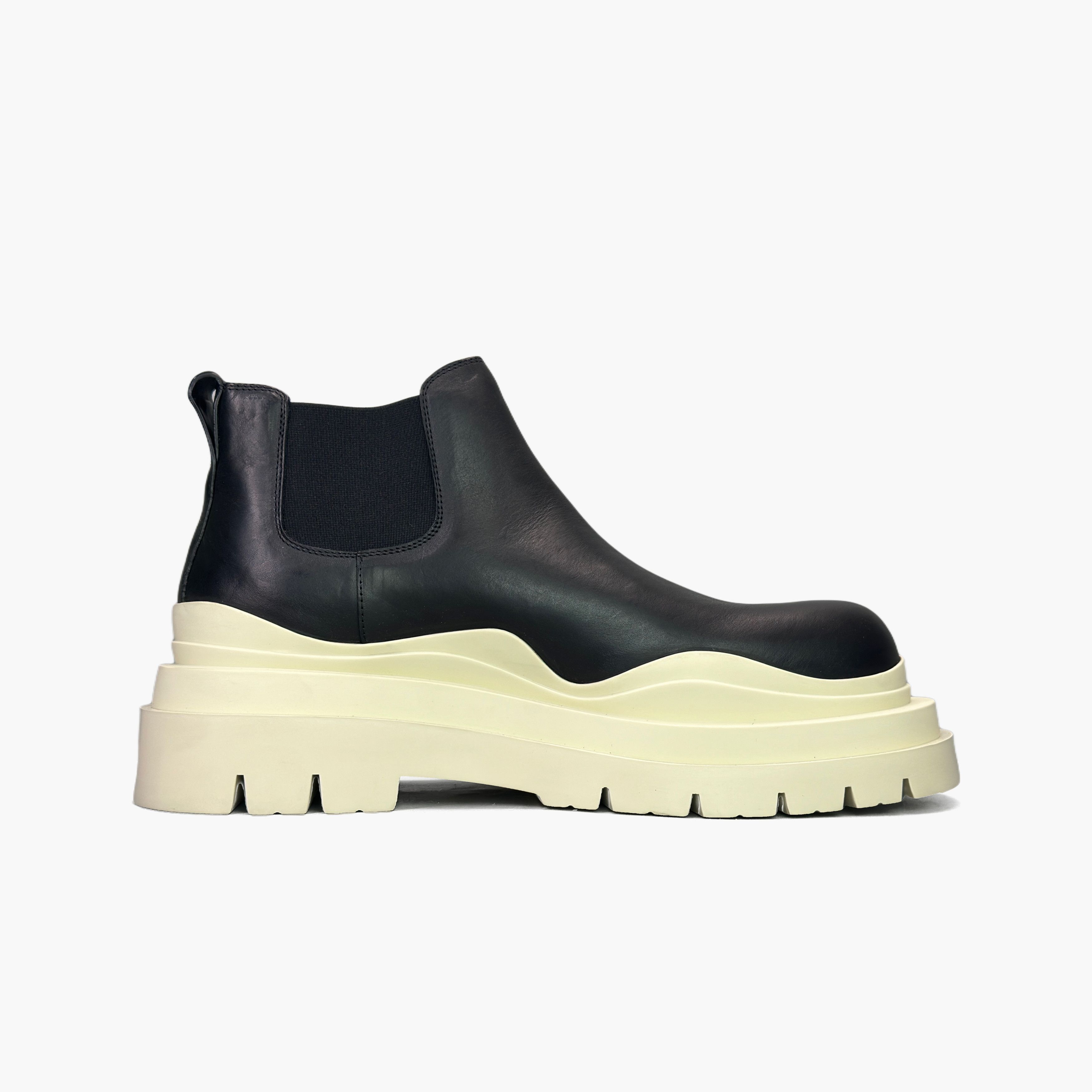 Bottega Veneta Bottega Veneta Tire Chelsea Boots Size 11 Size US 11 / EU 44 - 2 Thumbnail