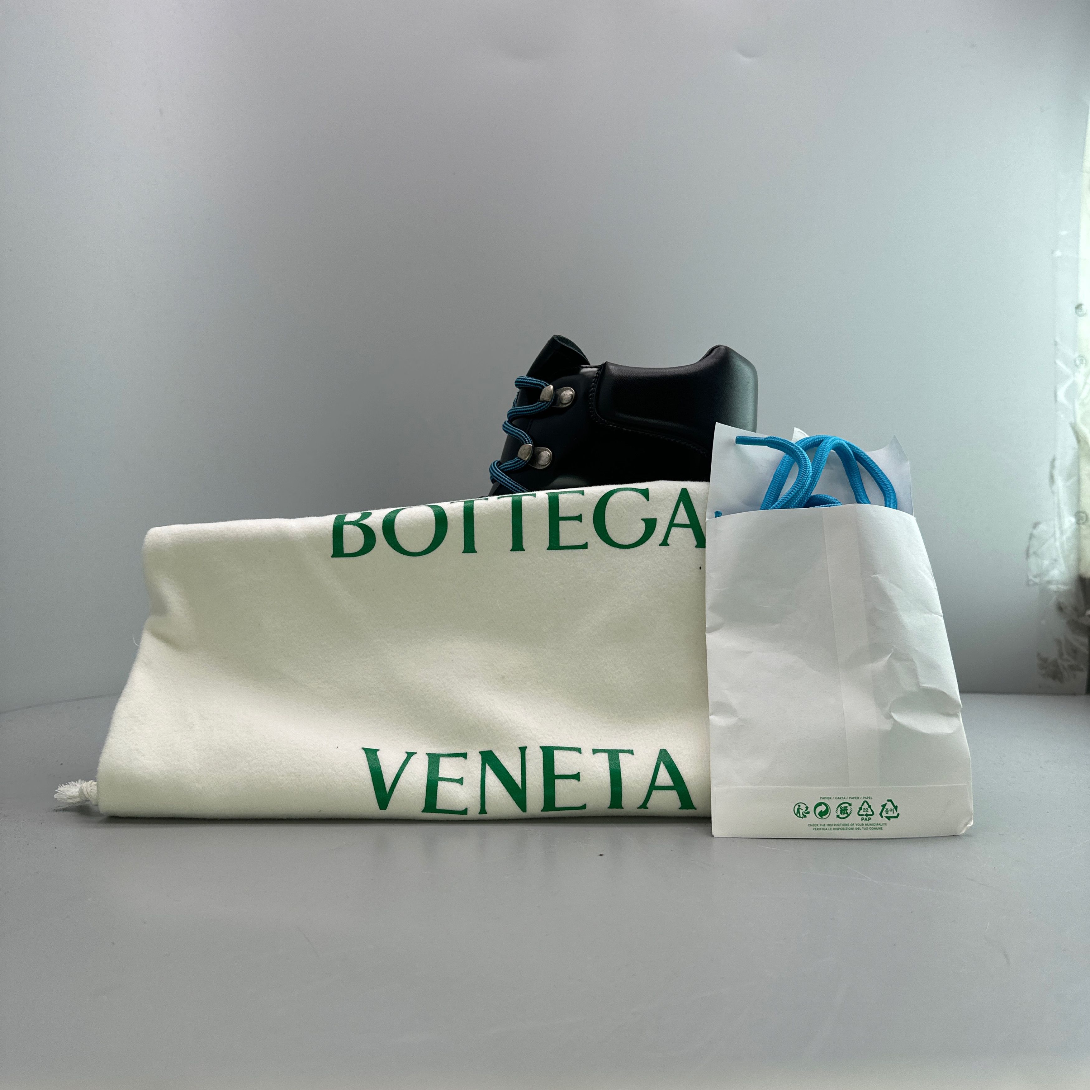 Bottega Veneta Bottega Veneta Lug Boots Size 9 Size US 9 / EU 42 - 10 Thumbnail