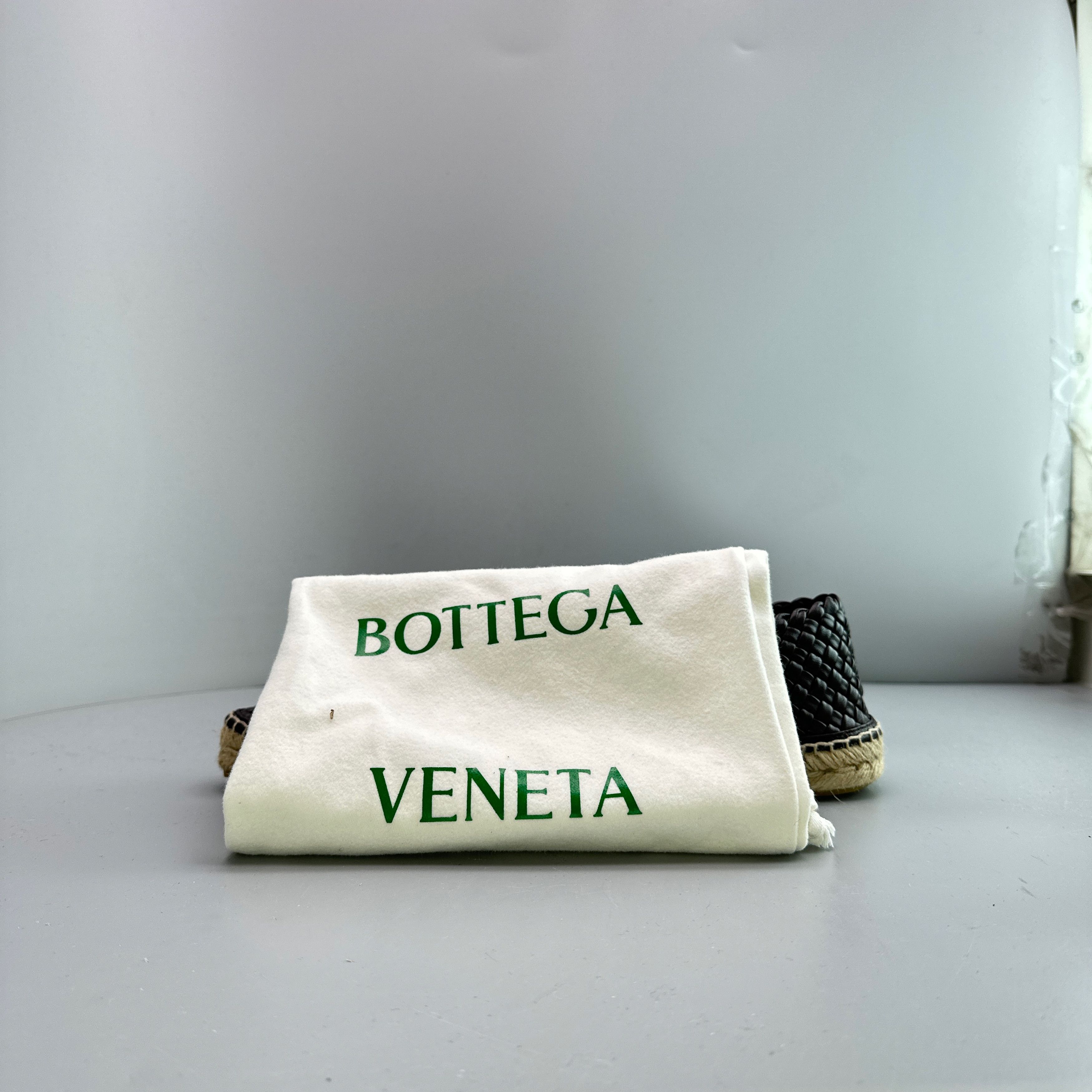 Bottega Veneta Bottega Veneta Intrecciato Woven Slip Ons Size US 9 Size US 9 / EU 42 - 10 Thumbnail