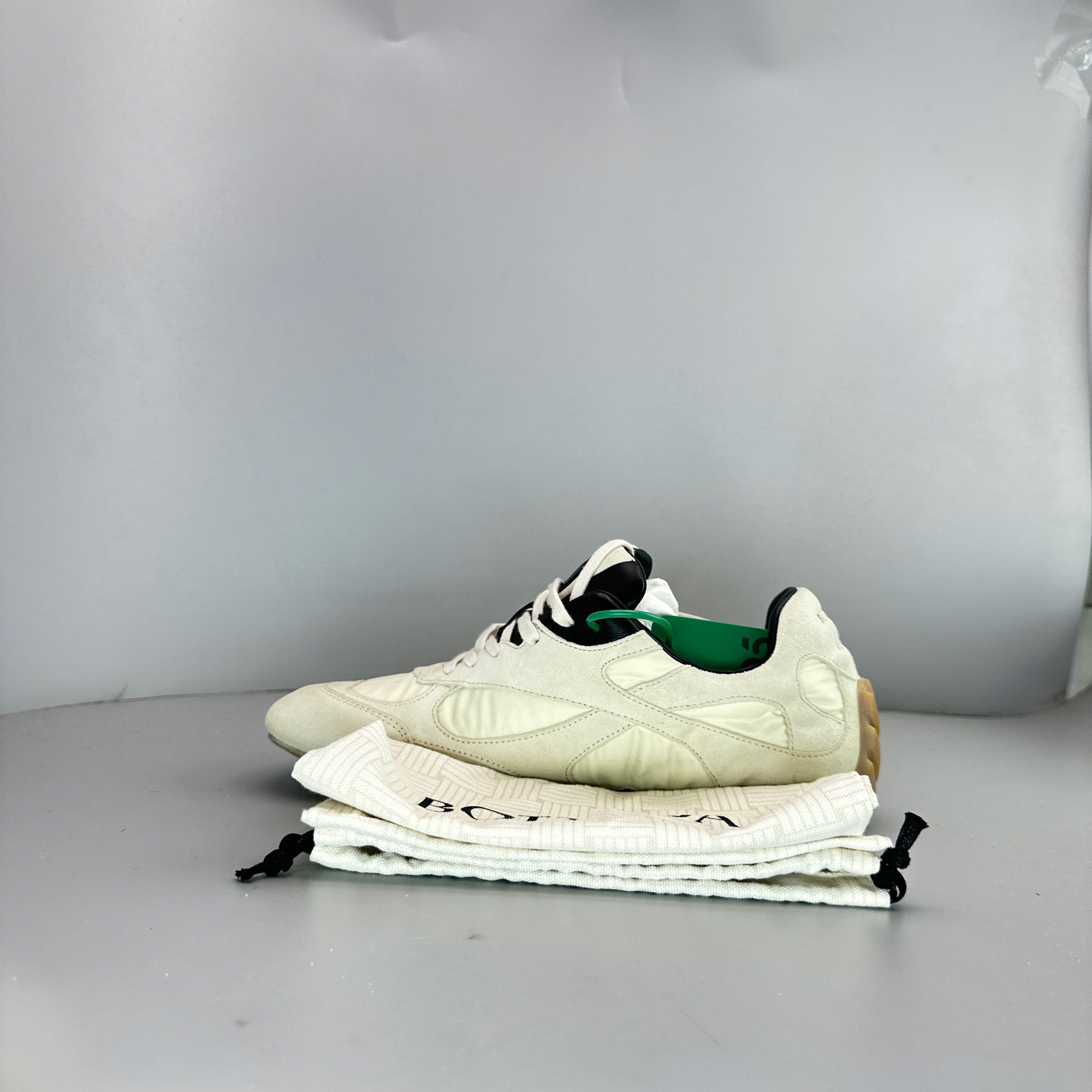 Bottega Veneta Bottega Veneta Orbit Low-Top Sneakers Beige US 8 / EU 41 Size US 8 / EU 41 - 10 Thumbnail