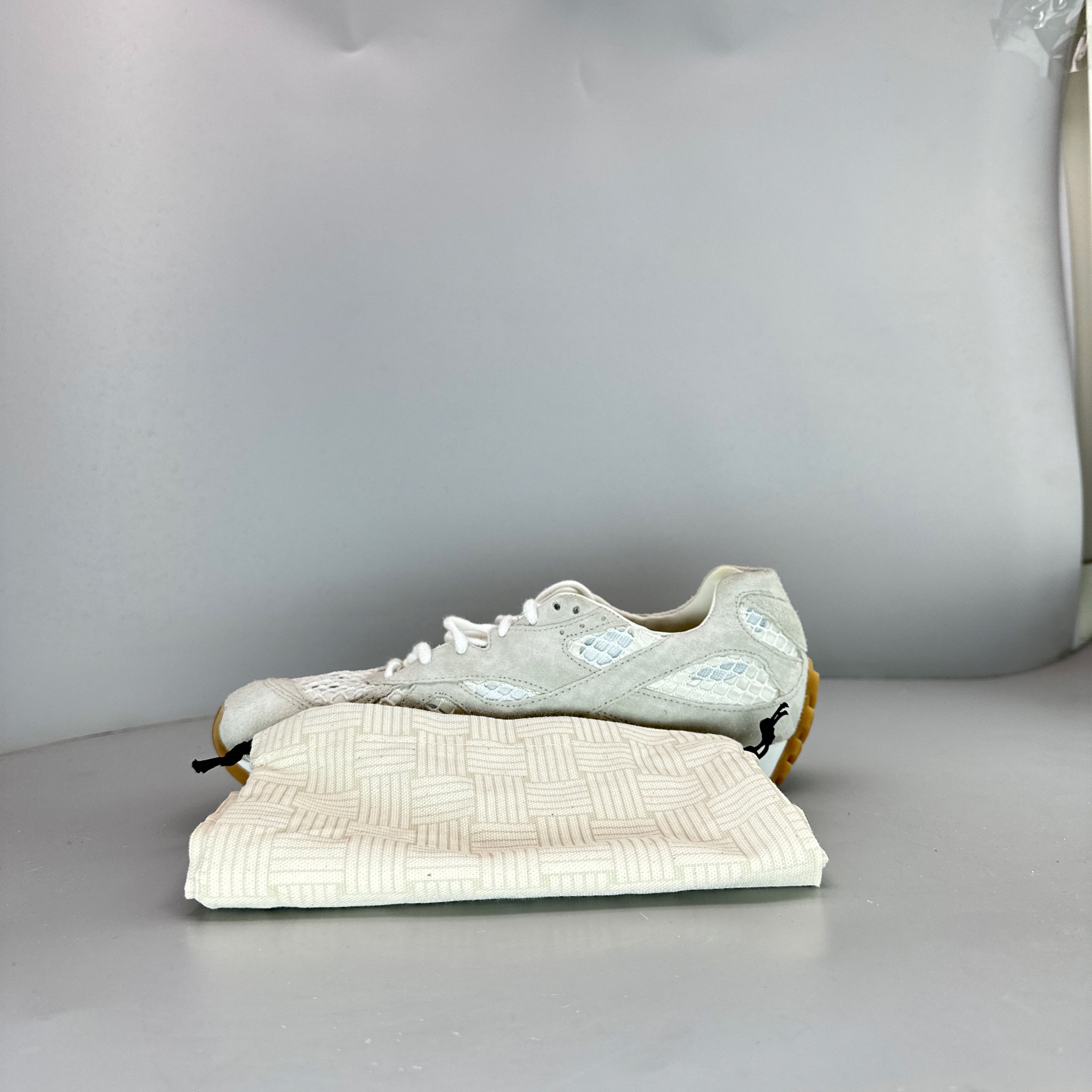 Bottega Veneta Bottega Veneta Orbit Suede Mesh Sneakers Gray US 8 Size US 8 / EU 41 - 10 Thumbnail