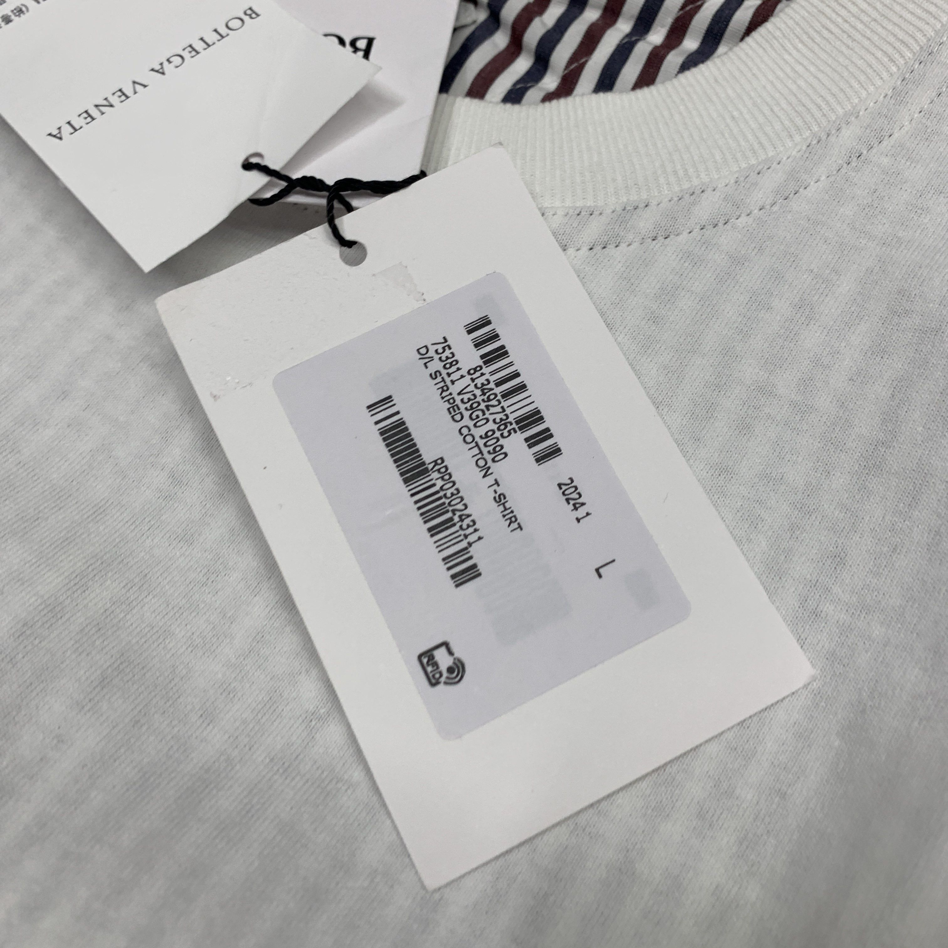 Bottega Veneta Bottega Veneta Striped Detail T-Shirt Size L Size L / US 10 / IT 46 - 5 Thumbnail