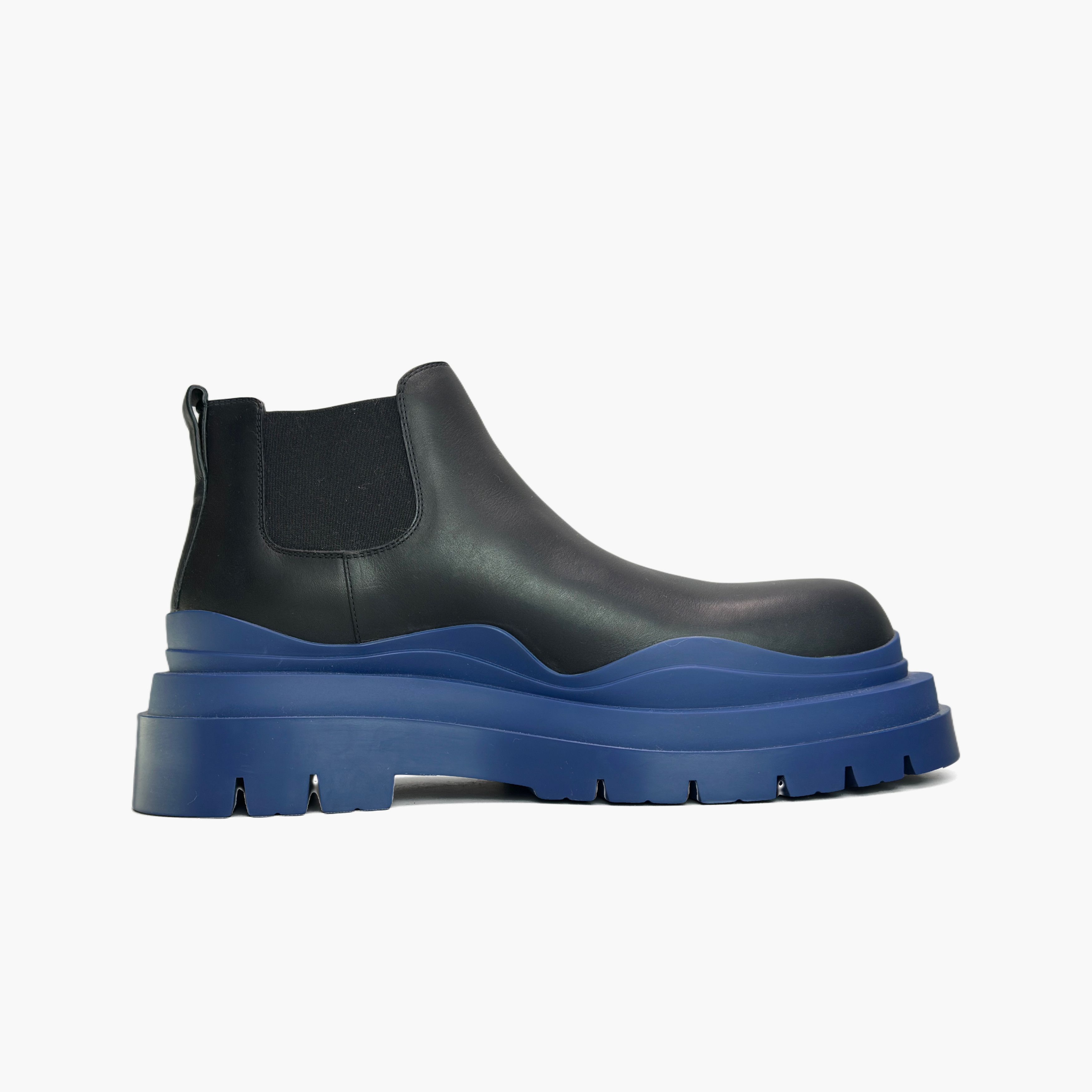 Bottega Veneta Bottega Veneta Tire Chelsea Boots Size 45 Size US 12 / EU 45 - 2 Thumbnail
