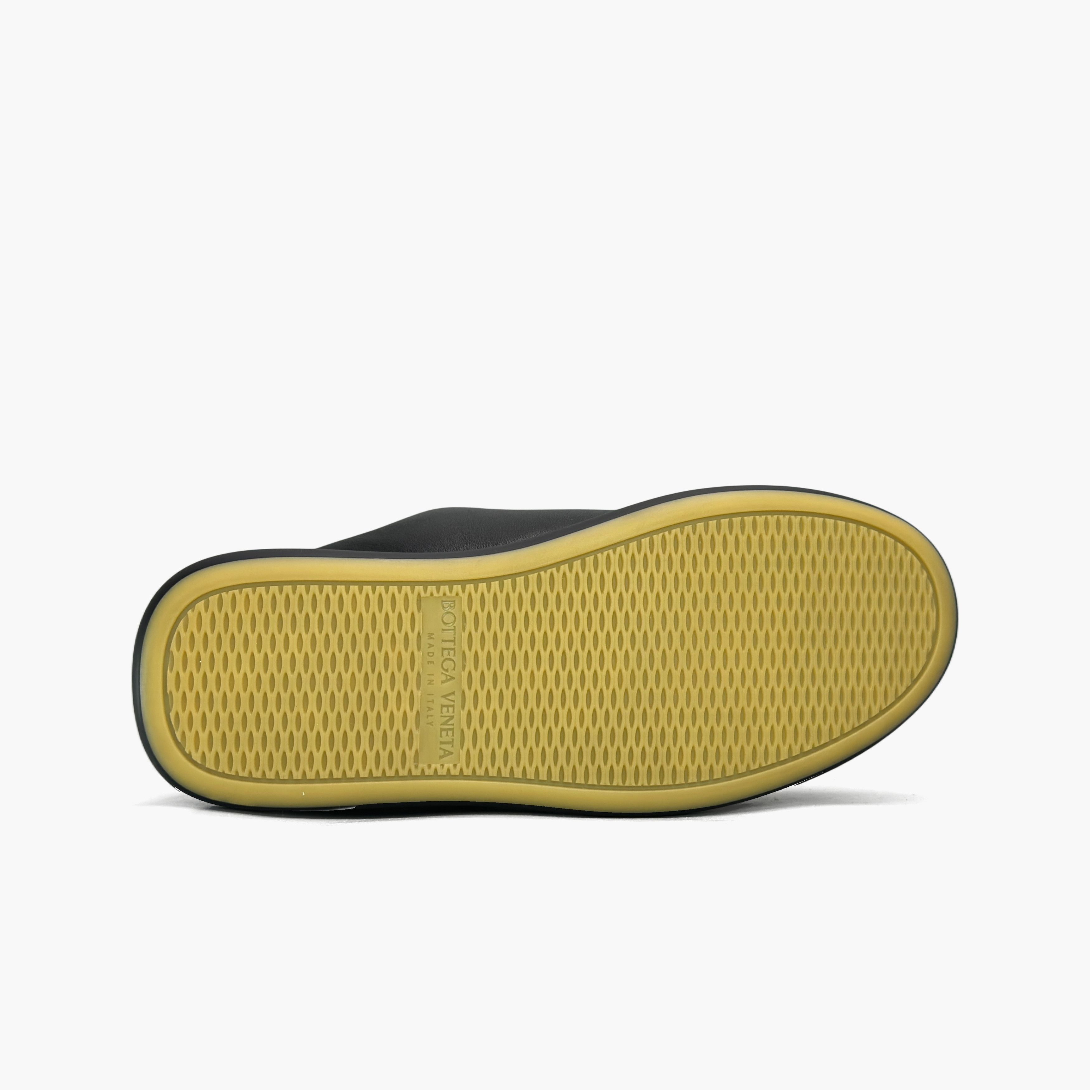 Bottega Veneta Bottega Veneta Pillow Low-Top Sneakers Size 12 Size US 12 / EU 45 - 7 Thumbnail