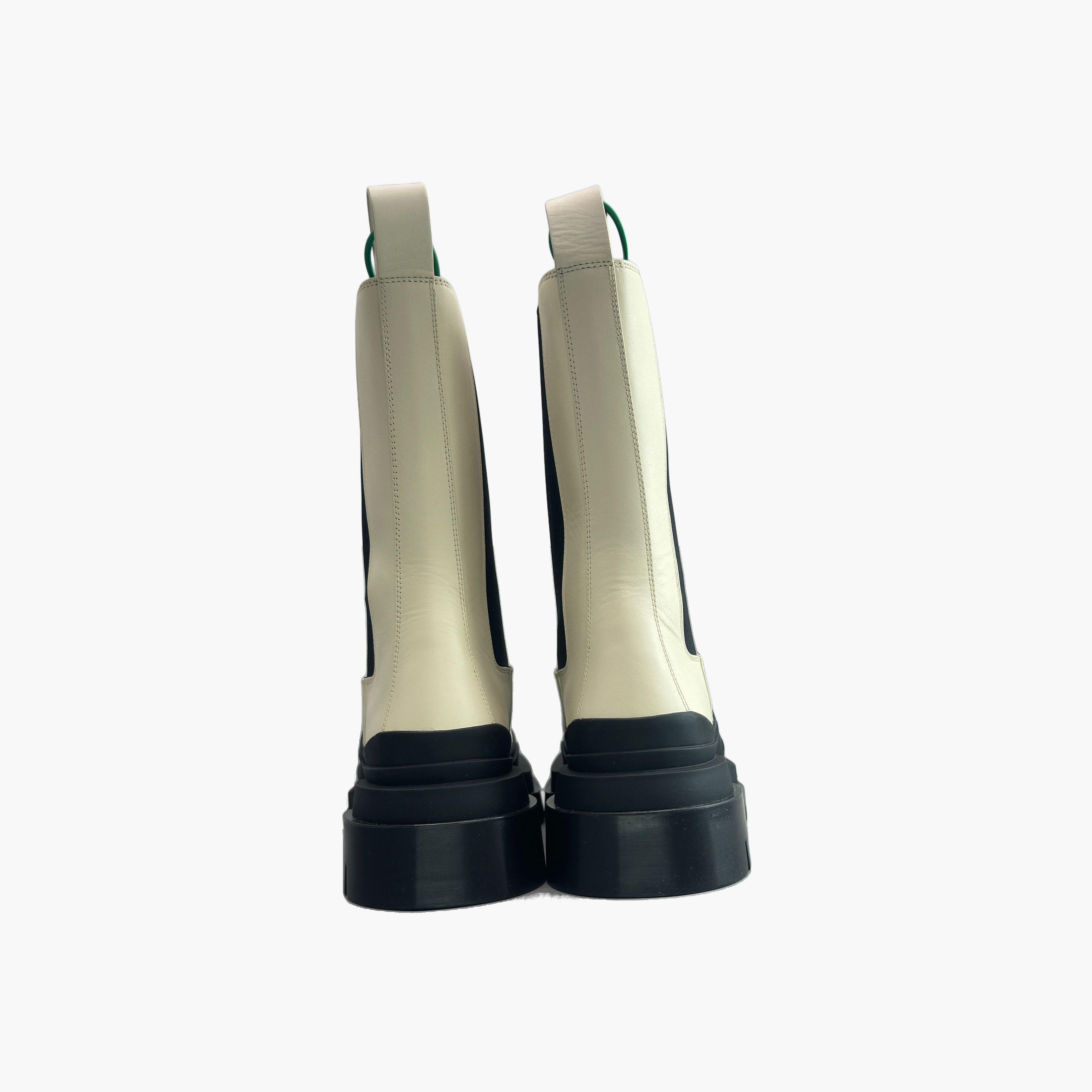Bottega Veneta Bottega Veneta Tire Chelsea Boots Size 38 Size US 8 / IT 38 - 6 Thumbnail