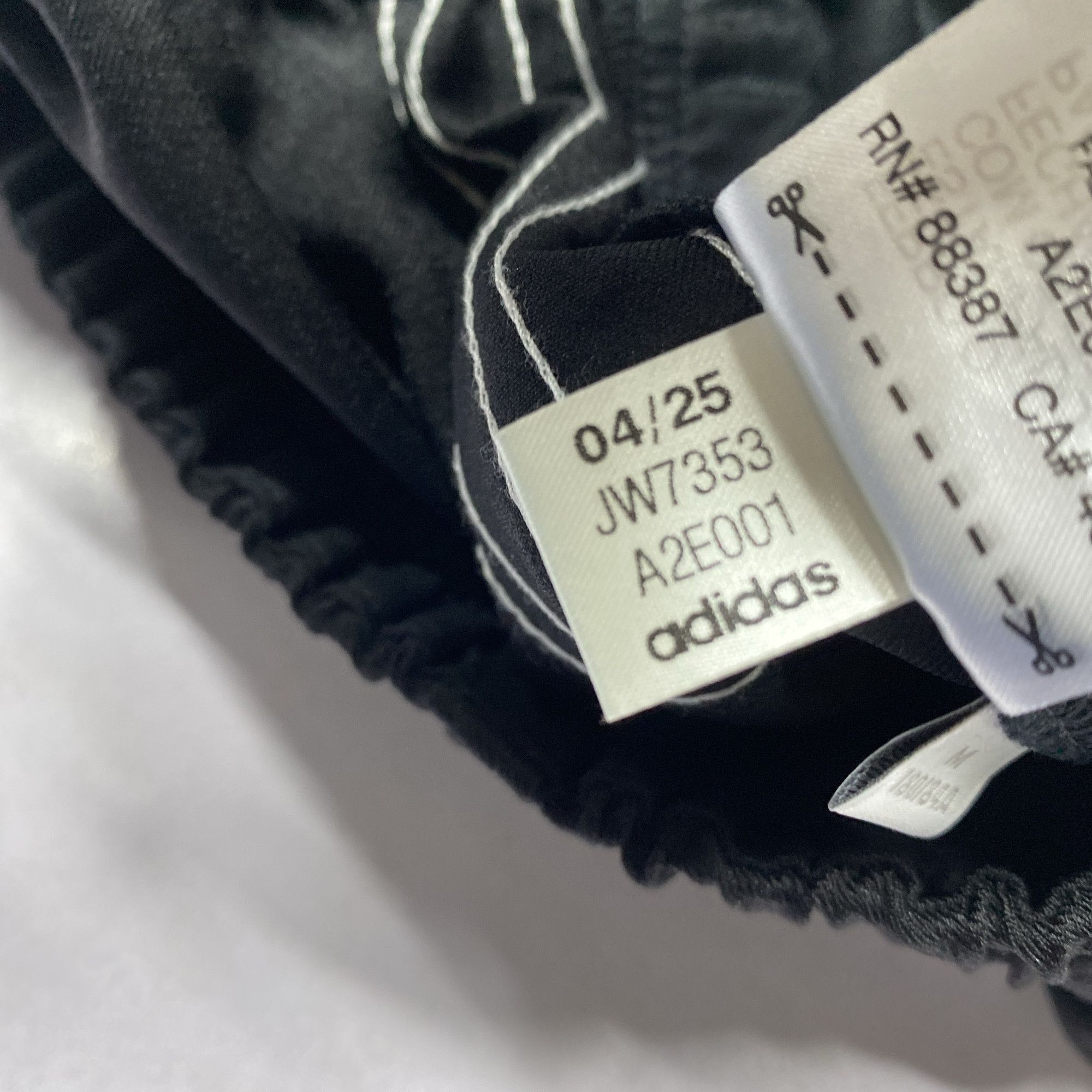Y-3 Y-3 Side Stripe Sweatpants Size M Size US 32 / EU 48 - 5 Thumbnail