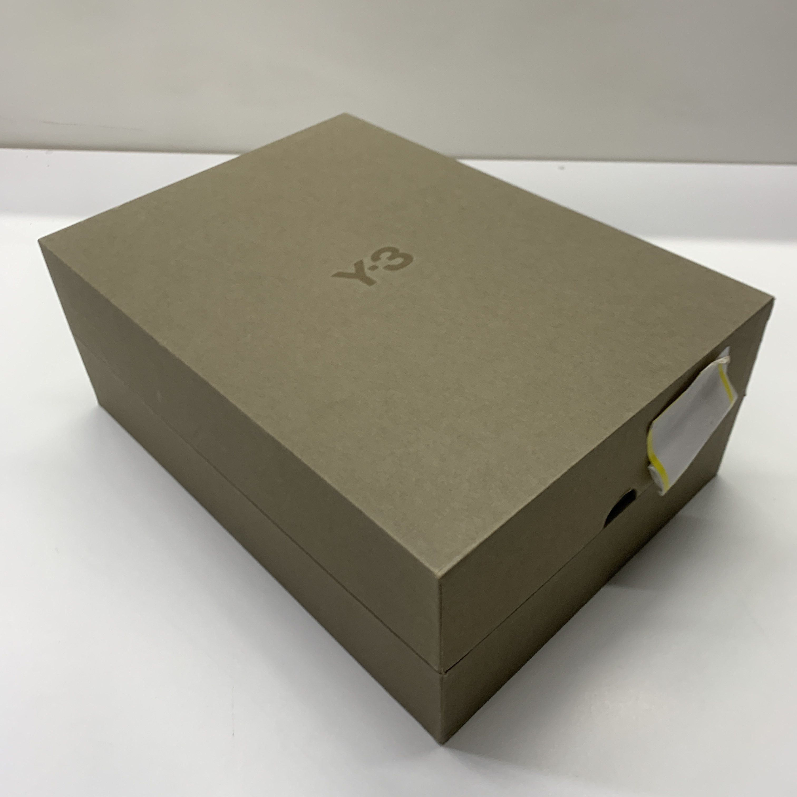 Y-3 Y-3 Japan Leather Low-Top Sneakers US 9 / EU 42 Size US 9 / EU 42 - 10 Thumbnail