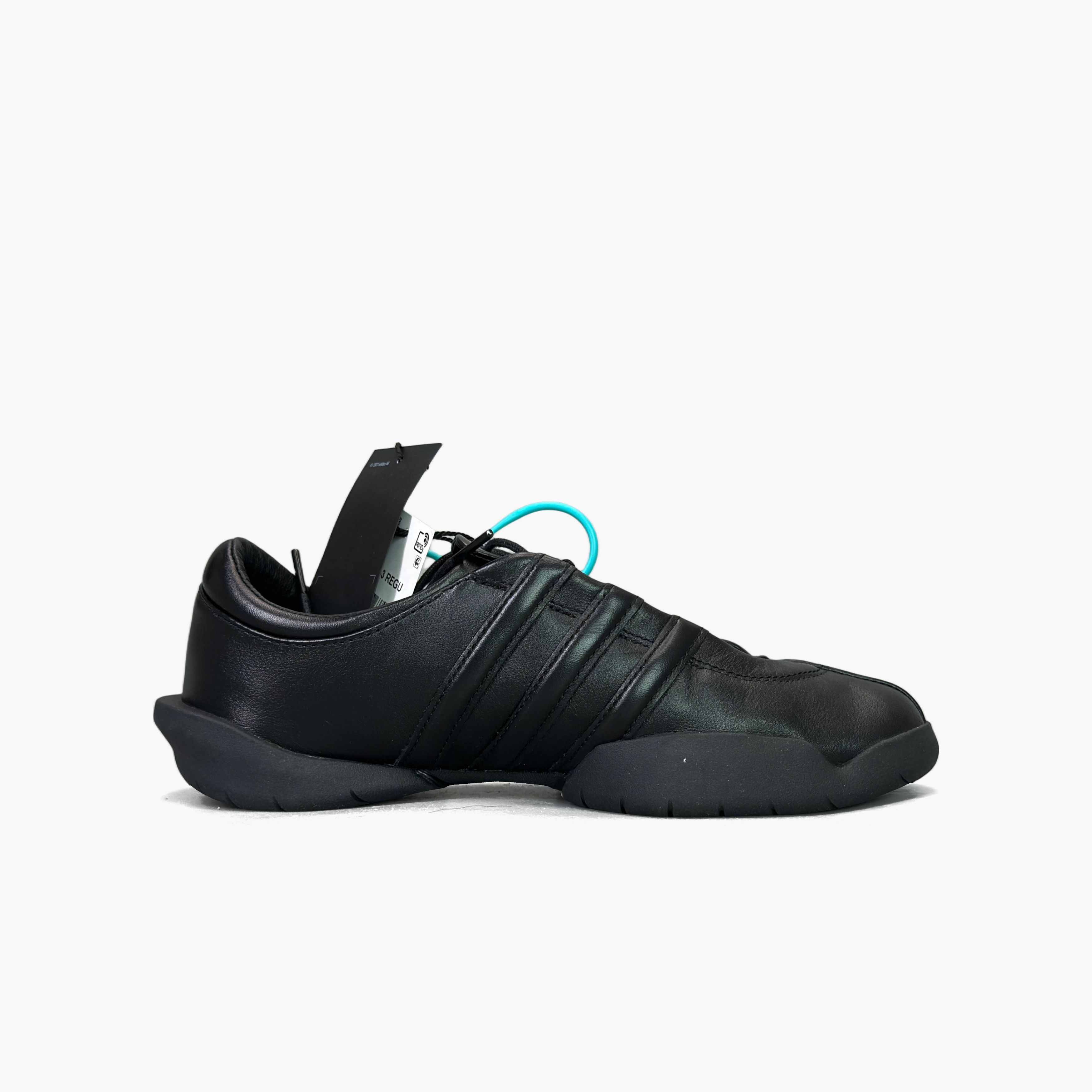 Y-3 Y-3 Regu Low-Top Sneakers US 5 Size US 5 / EU 37 - 2 Thumbnail