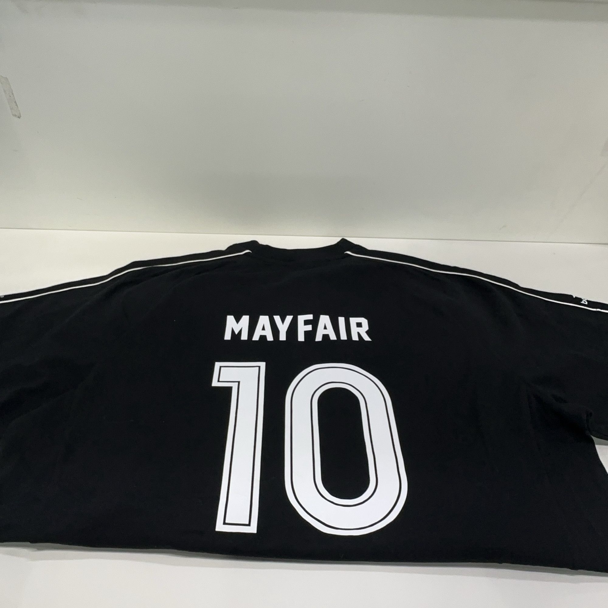 Balenciaga Balenciaga Mayfair Soccer T-Shirt Size M Size US M / EU 48-50 / 2 - 10 Thumbnail