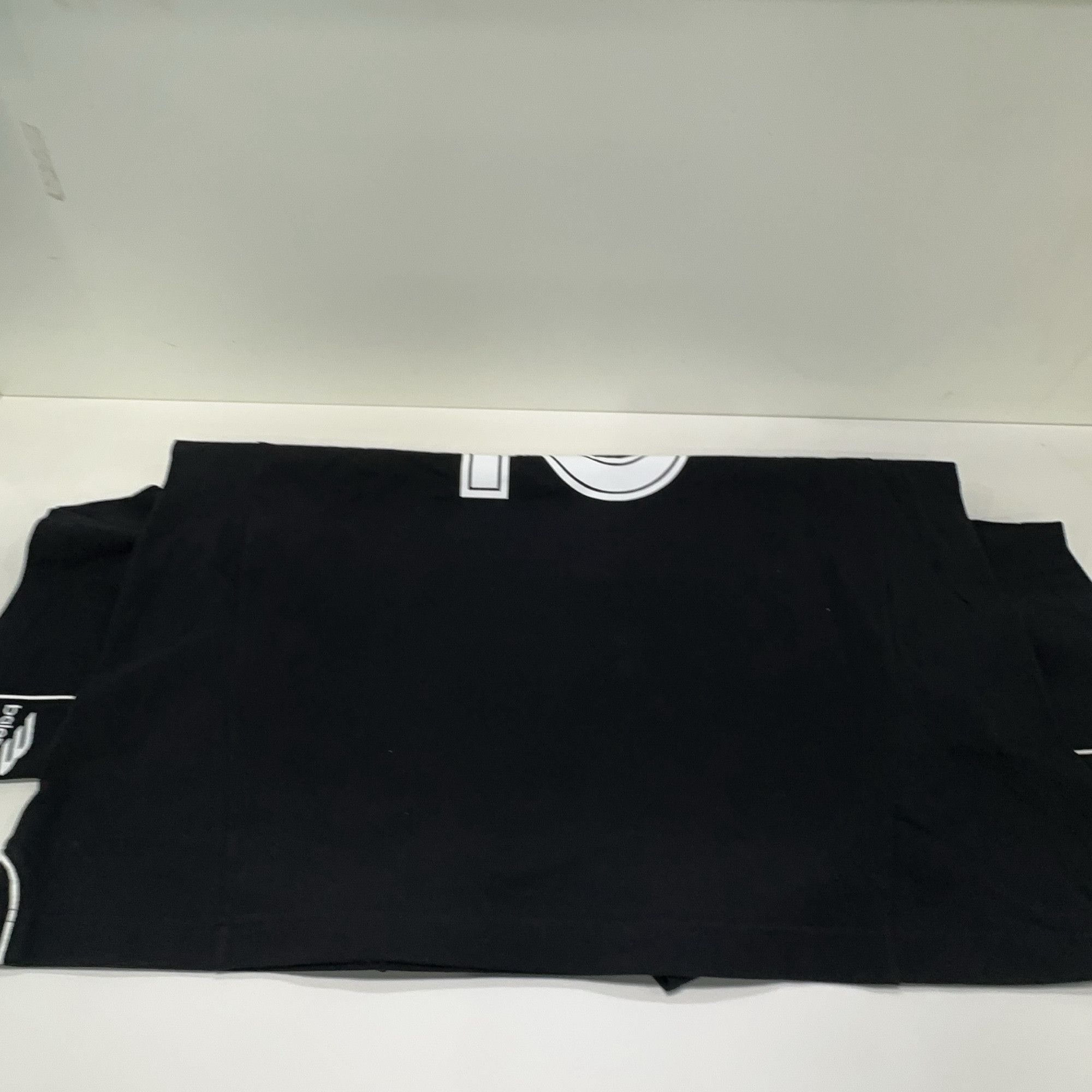 Balenciaga Balenciaga Mayfair Soccer T-Shirt Size M Size US M / EU 48-50 / 2 - 11 Thumbnail