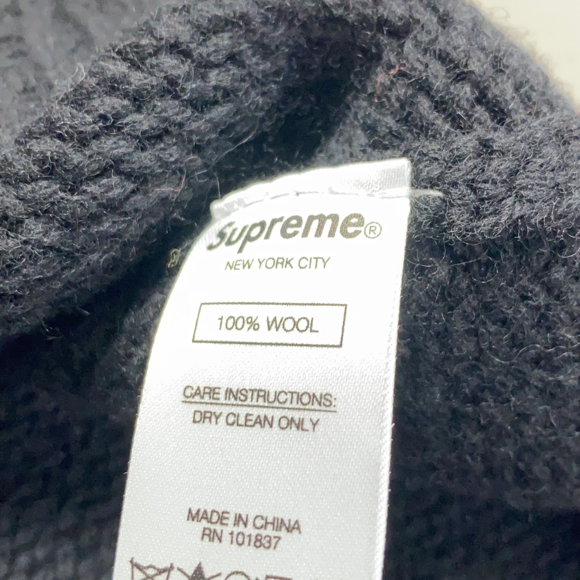 Supreme Supreme x Yohji Yamamoto Flower Sweater Size XL Size US XL / EU 56 / 4 - 4 Thumbnail
