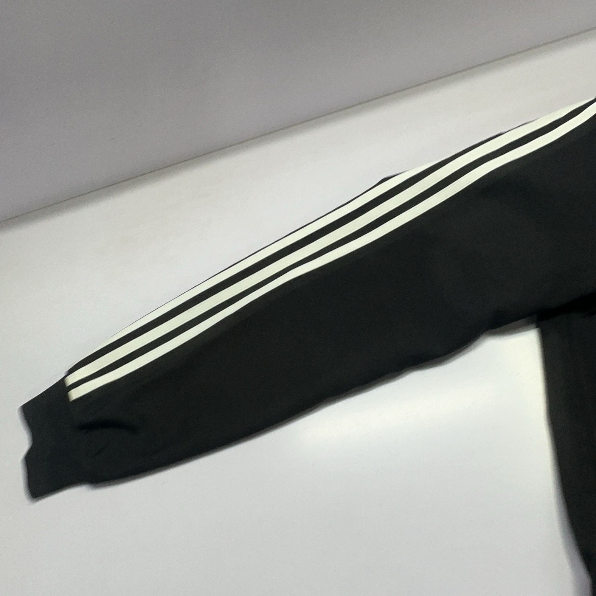 Y-3 Y-3 x Real Madrid Striped Track Jacket Size M Size US M / EU 48-50 / 2 - 8 Thumbnail